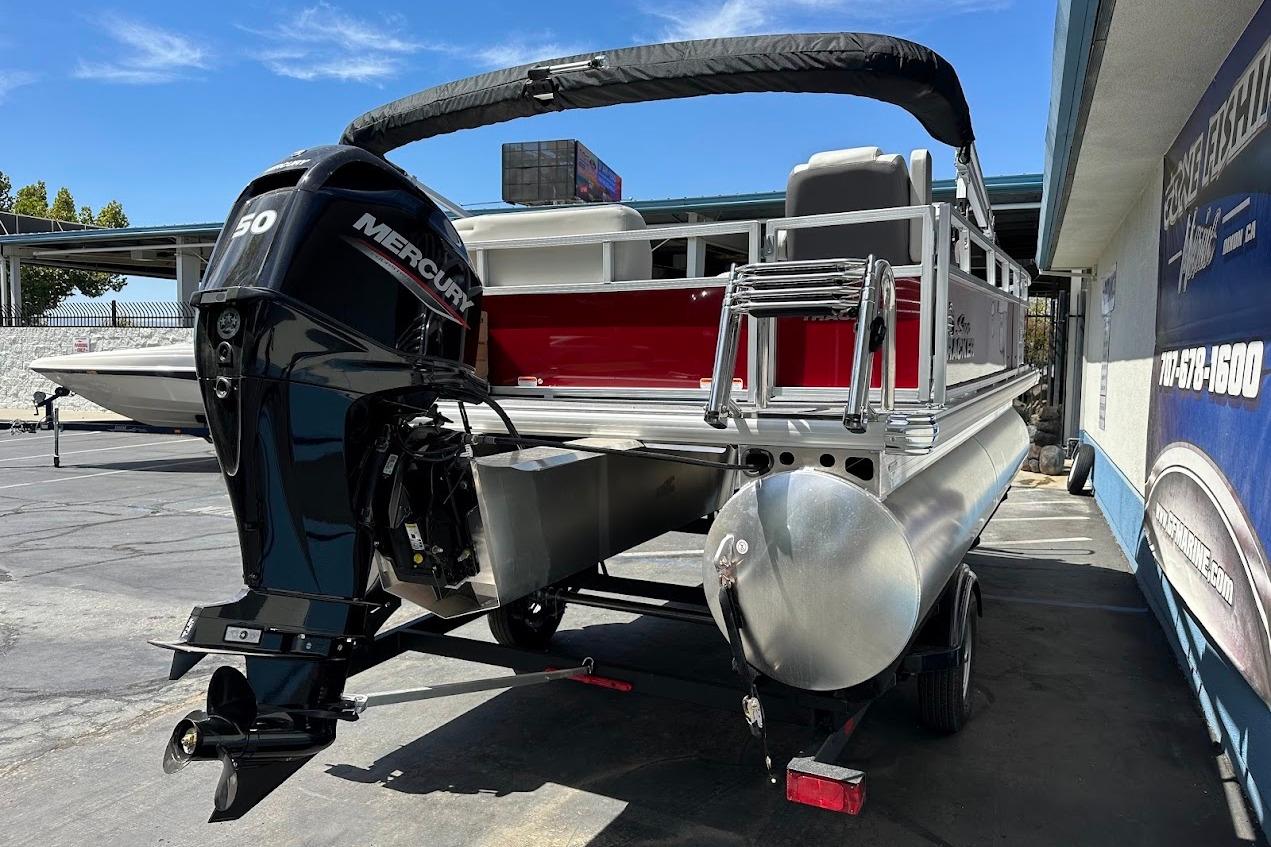 2026 Sun Tracker Bass Buggy 16 XL Select pontoon boat with Mercury 50 engine.