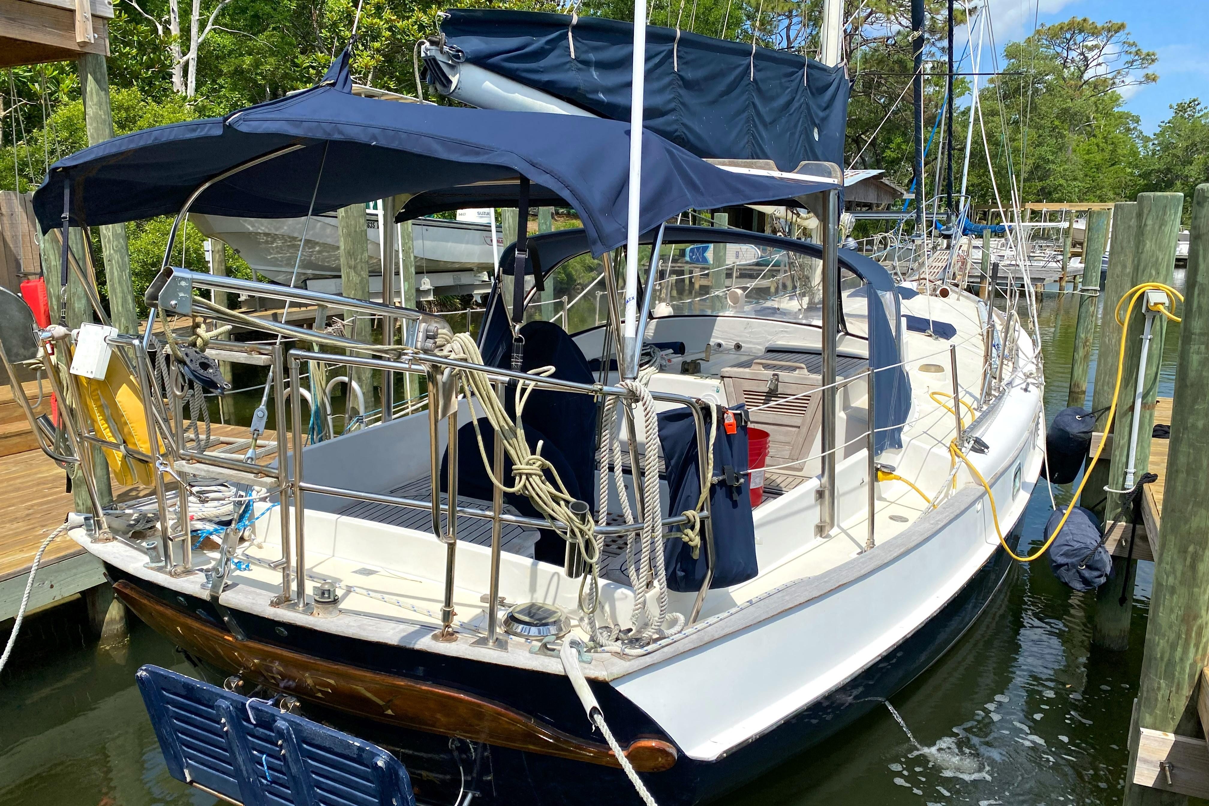 Snuffy Yacht for Sale 38 Krogen Yachts Elberta, AL Denison Yacht Sales