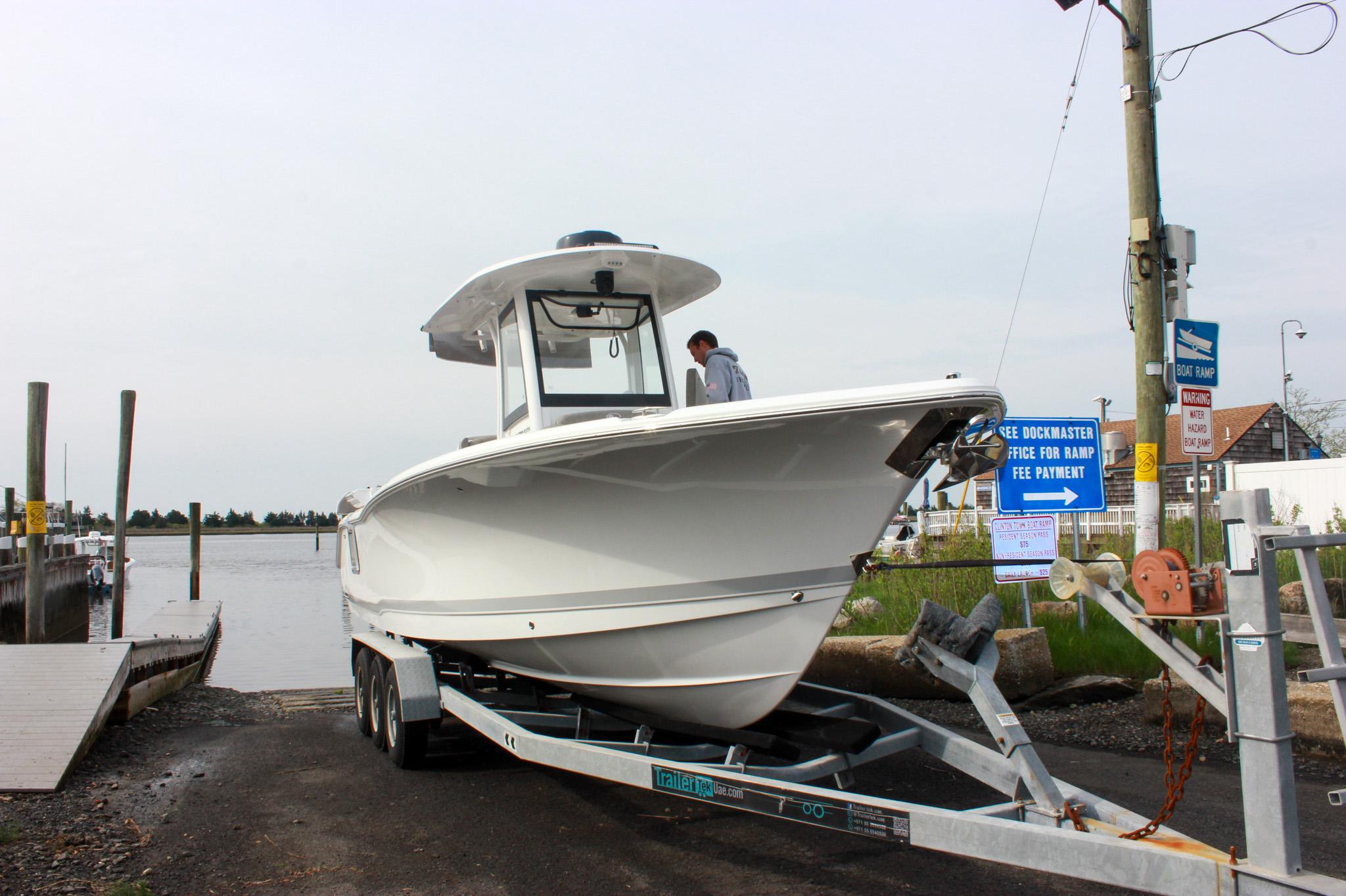 2025-sea-hunt-ultra-275-se-power-9783924-20250516123413435-1_XLARGE