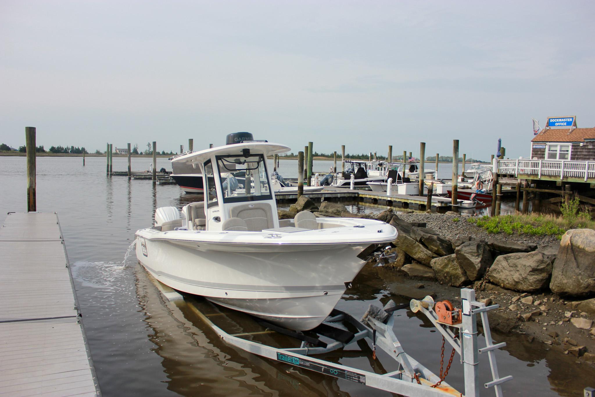 2025-sea-hunt-ultra-275-se-power-9783924-20250516123419838-1_XLARGE