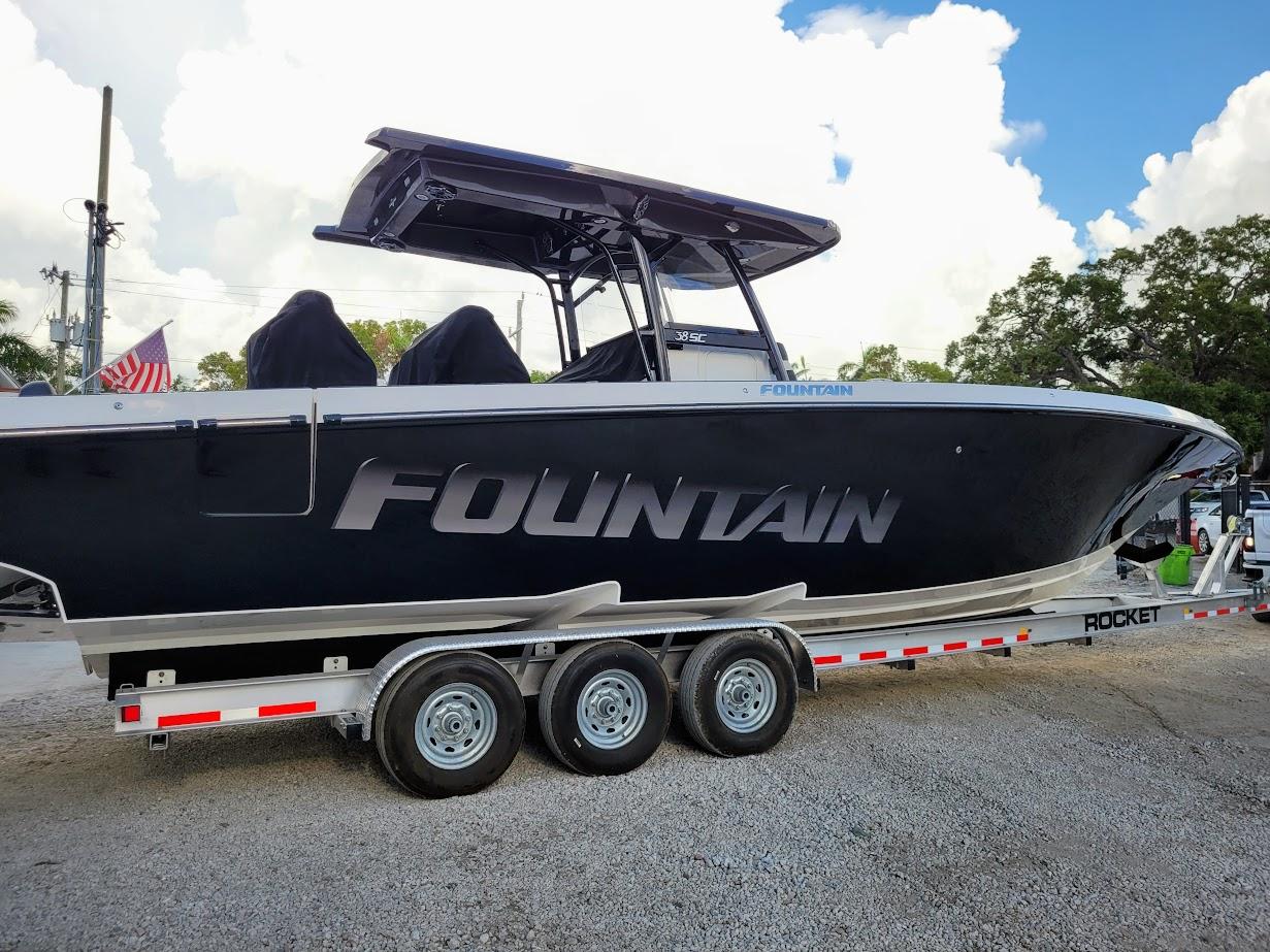 公式の  2026 Fountain Cove Cortez - Florida Cortez, SC 38 スノーボード