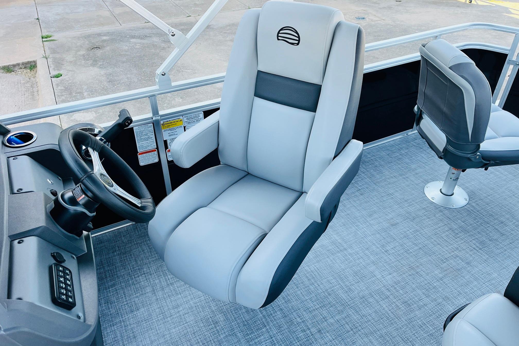 2026 Sun Tracker SportFish 20 DLX