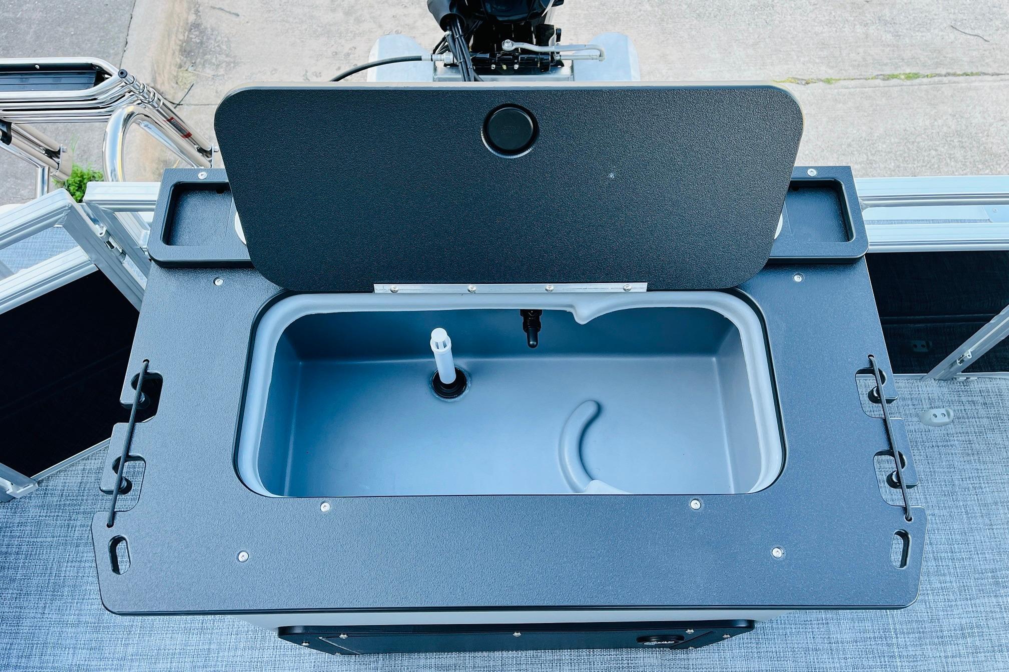 2026 Sun Tracker SportFish 20 DLX