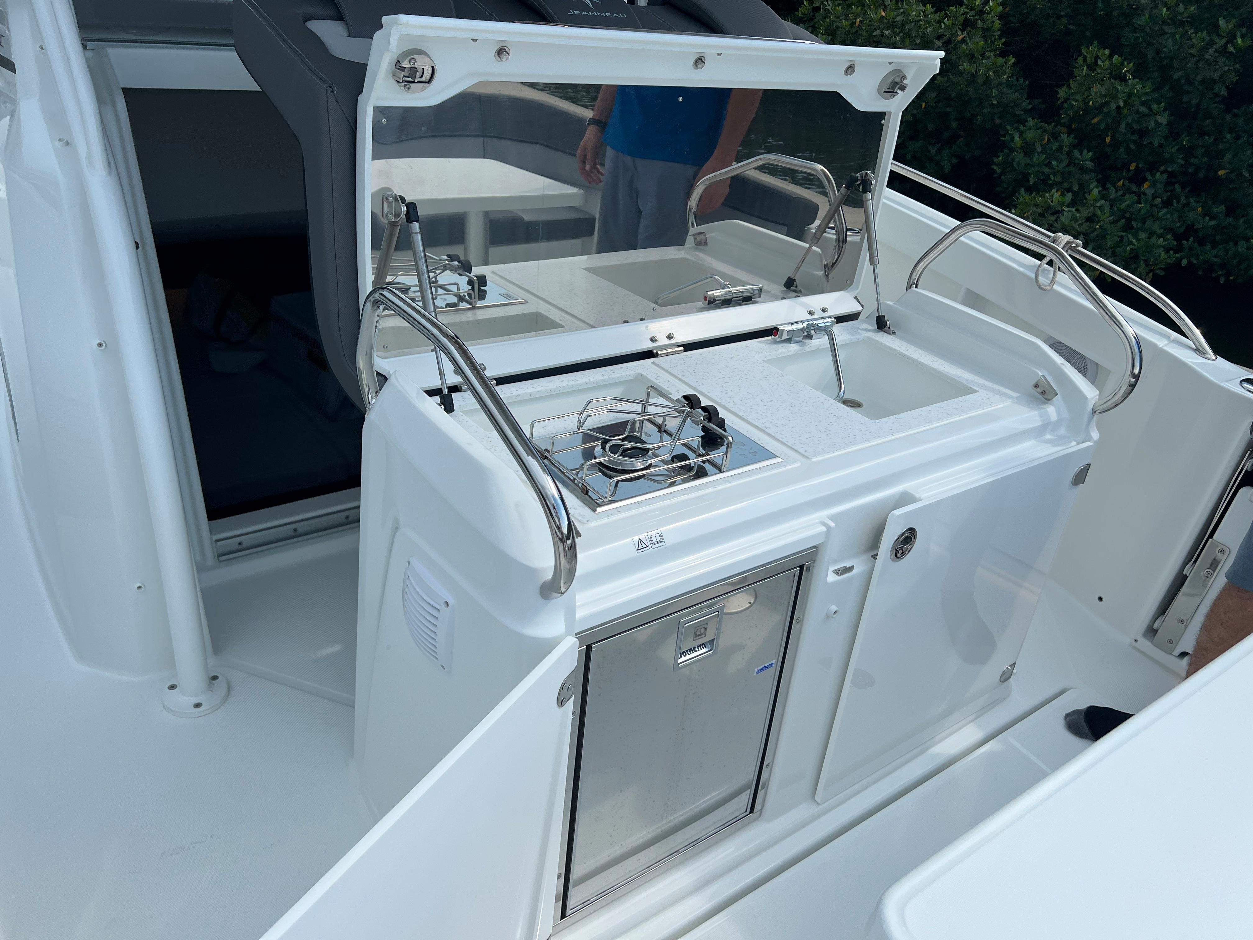 2024 Jeanneau Leader 9.0 CC-31