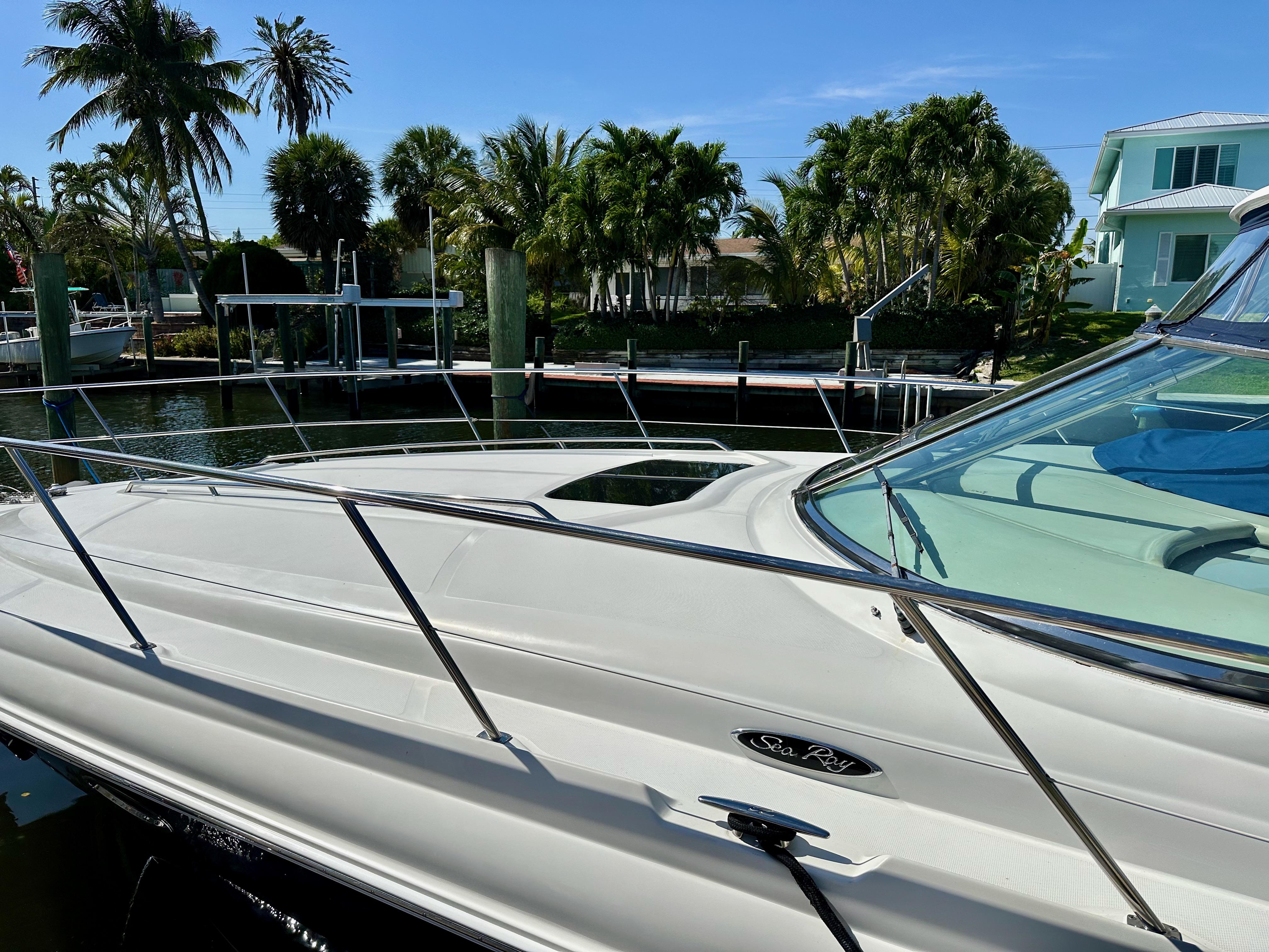 2004-sea-ray-420-sundancer-power-9803942-20250522103349758-1_XLARGE