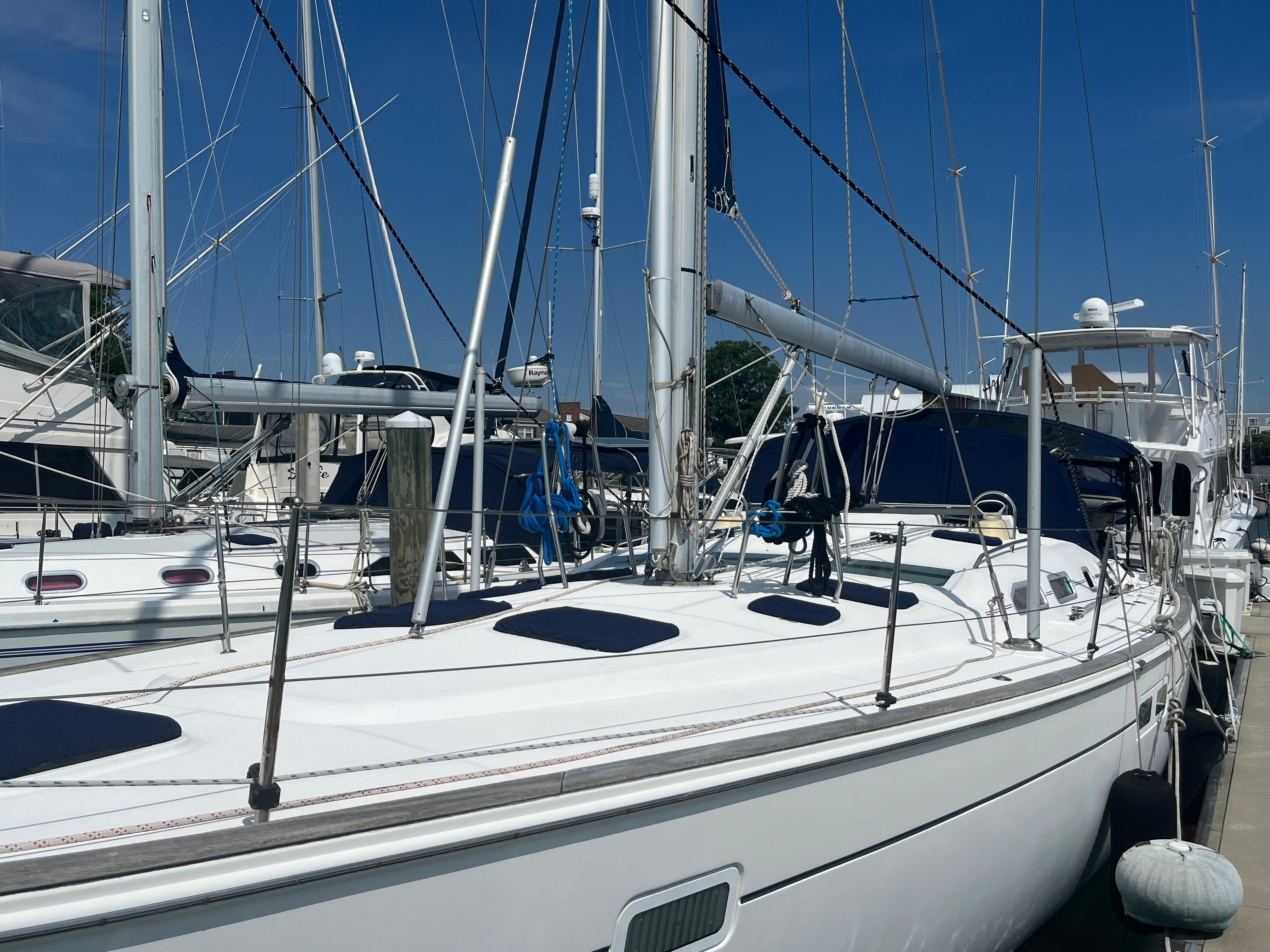 2006 Beneteau 473 For Sale | YaZu Yachting | Deltaville