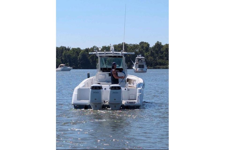 M 10577 JB Knot 10 Yacht Sales M 10577 JB Knot 10 Yacht Sales