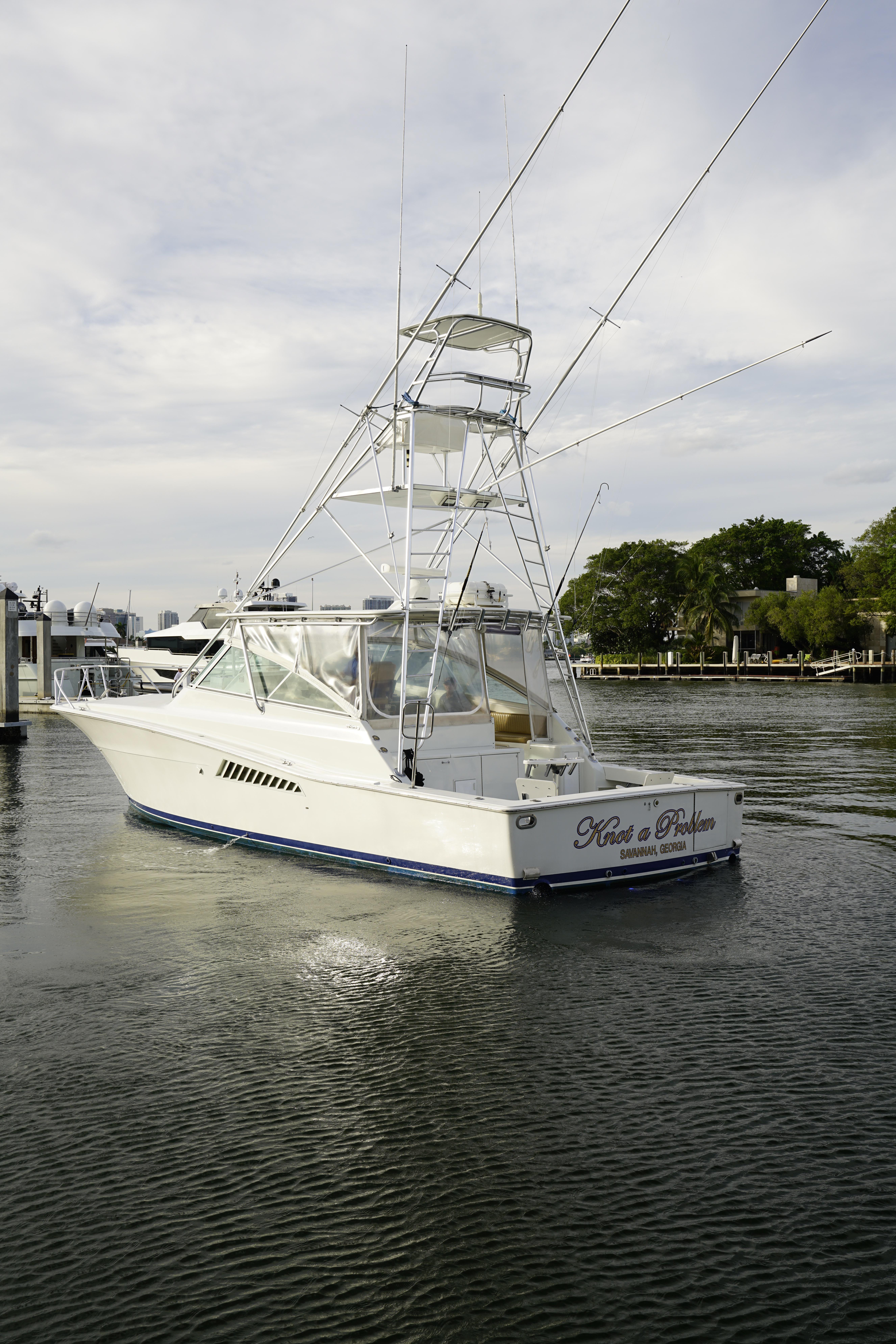 Viking-43 Open EXPRESS 1998-Knot A Problem FL-US-9780243