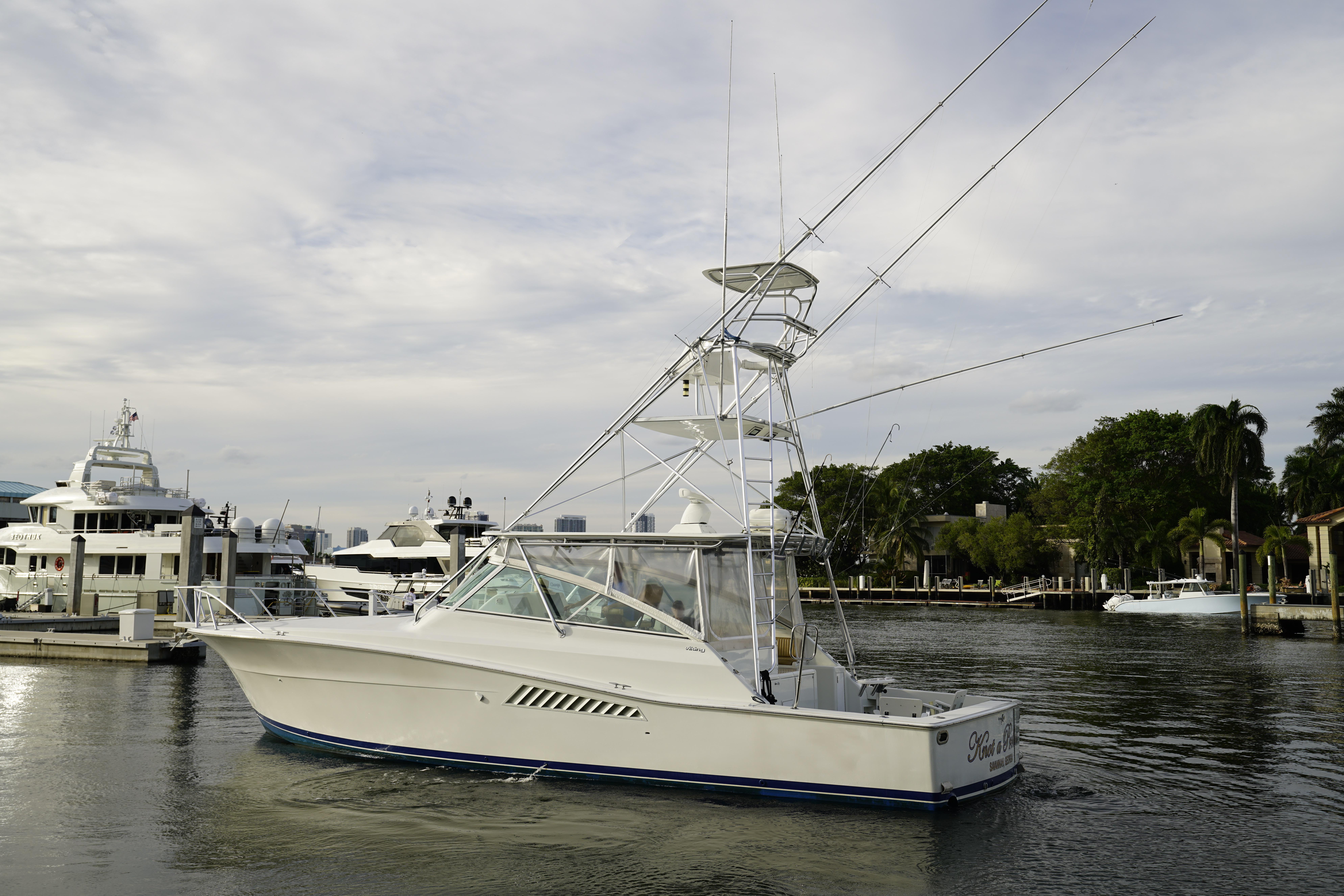 Viking-43 Open EXPRESS 1998-Knot A Problem FL-US-9780243 | Thumbnail