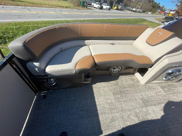 2022 Tahoe Pontoons boat for sale, model of the boat is Cascade 2385 Rear J Lounger & Image # 11 of 16