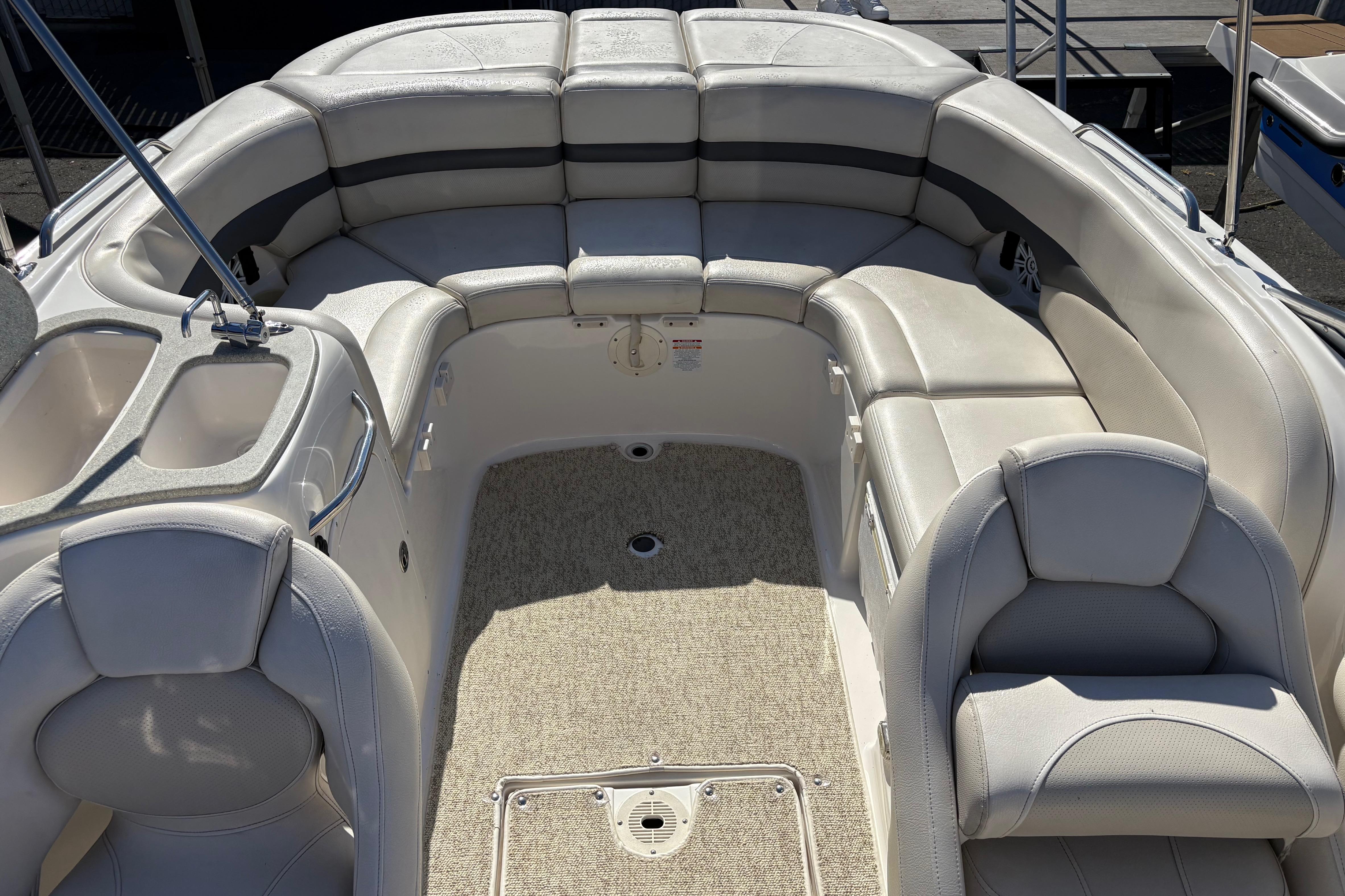 2004 Chaparral 256 SSi #TJM2004C inventory image at Sun Country Marine Group, Newport Beach