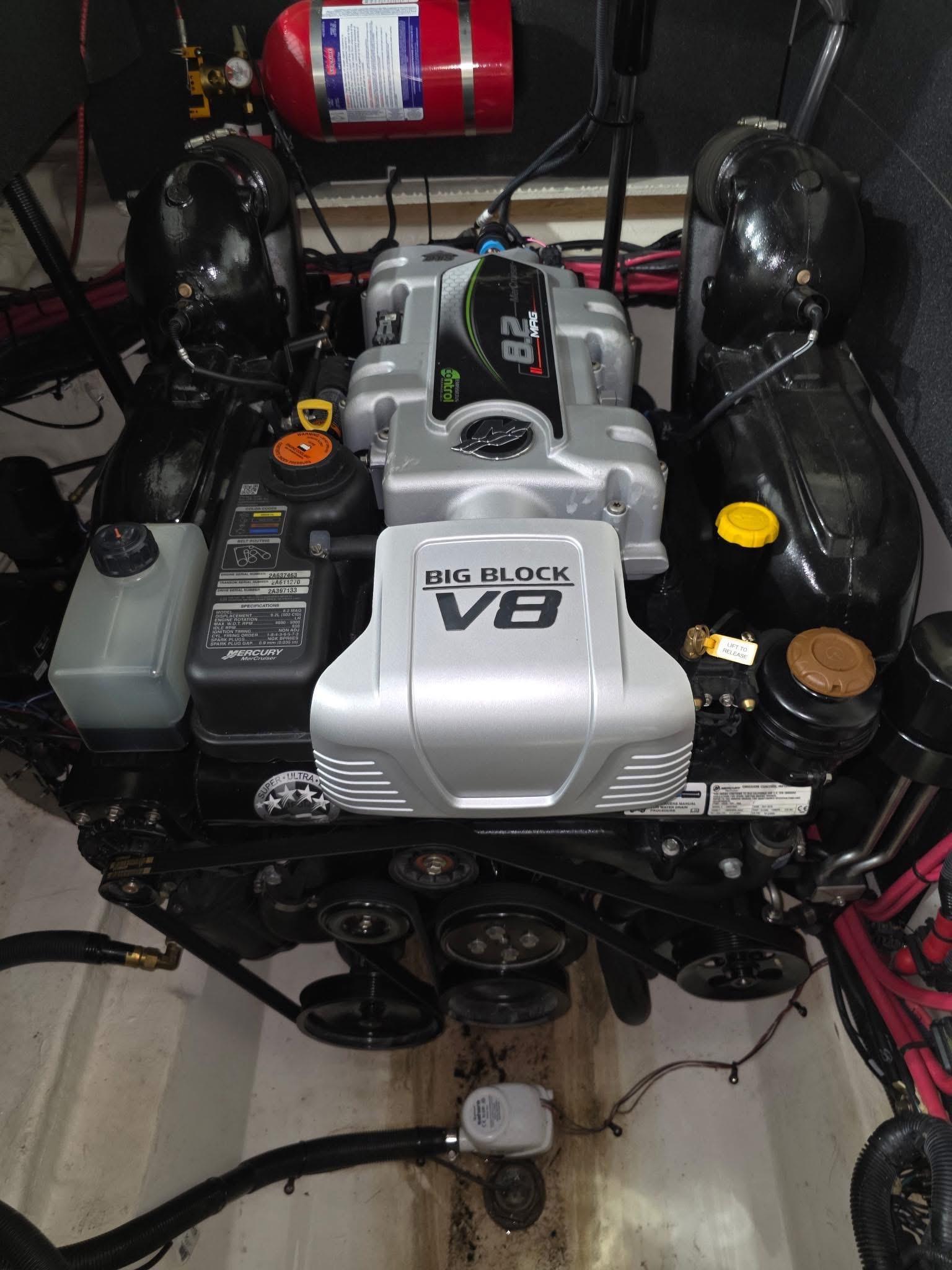 2019-sea-ray-slx-280-power-9763953-20250418114113076-1_XLARGE
