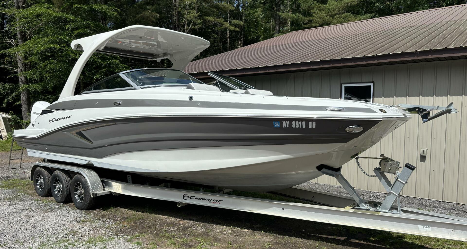 2021-crownline-e305xs-power-9843953-20250618161717844-1