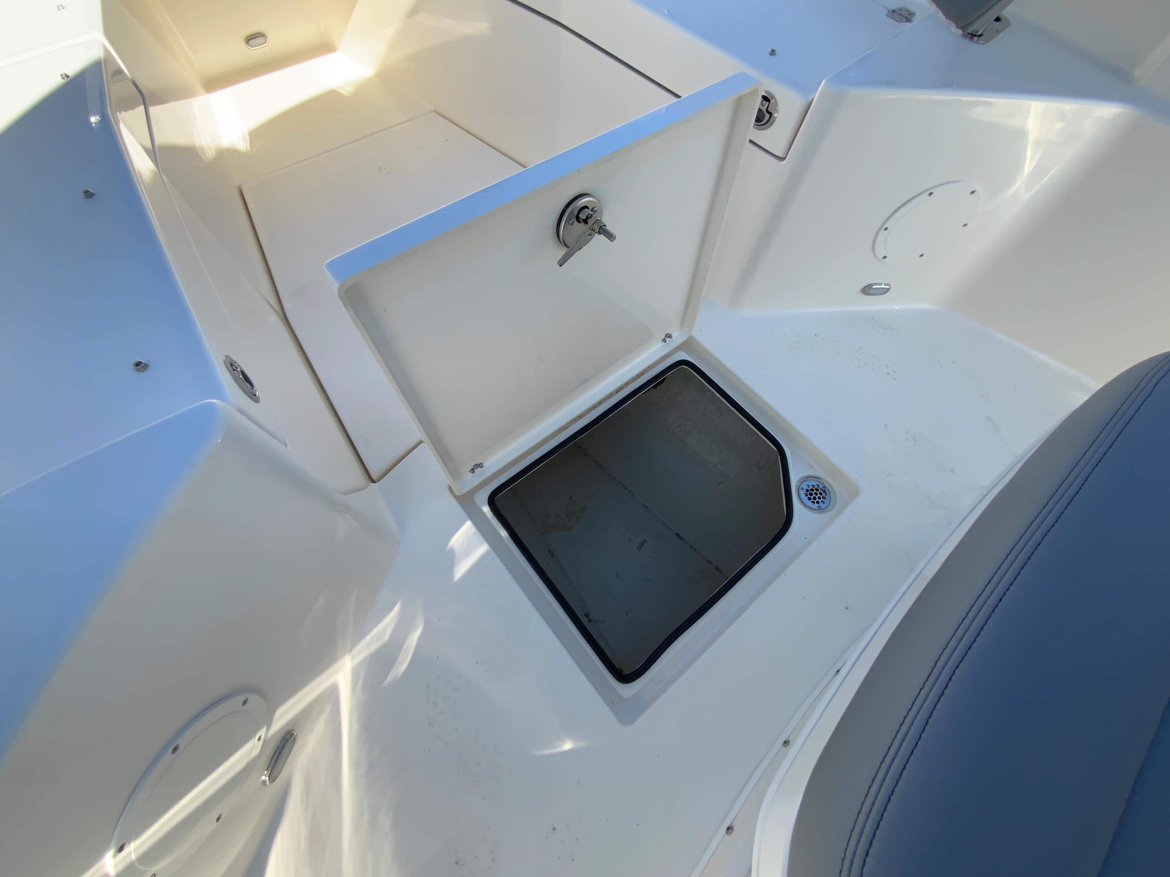 2024 Cobia 320 Center Console-12