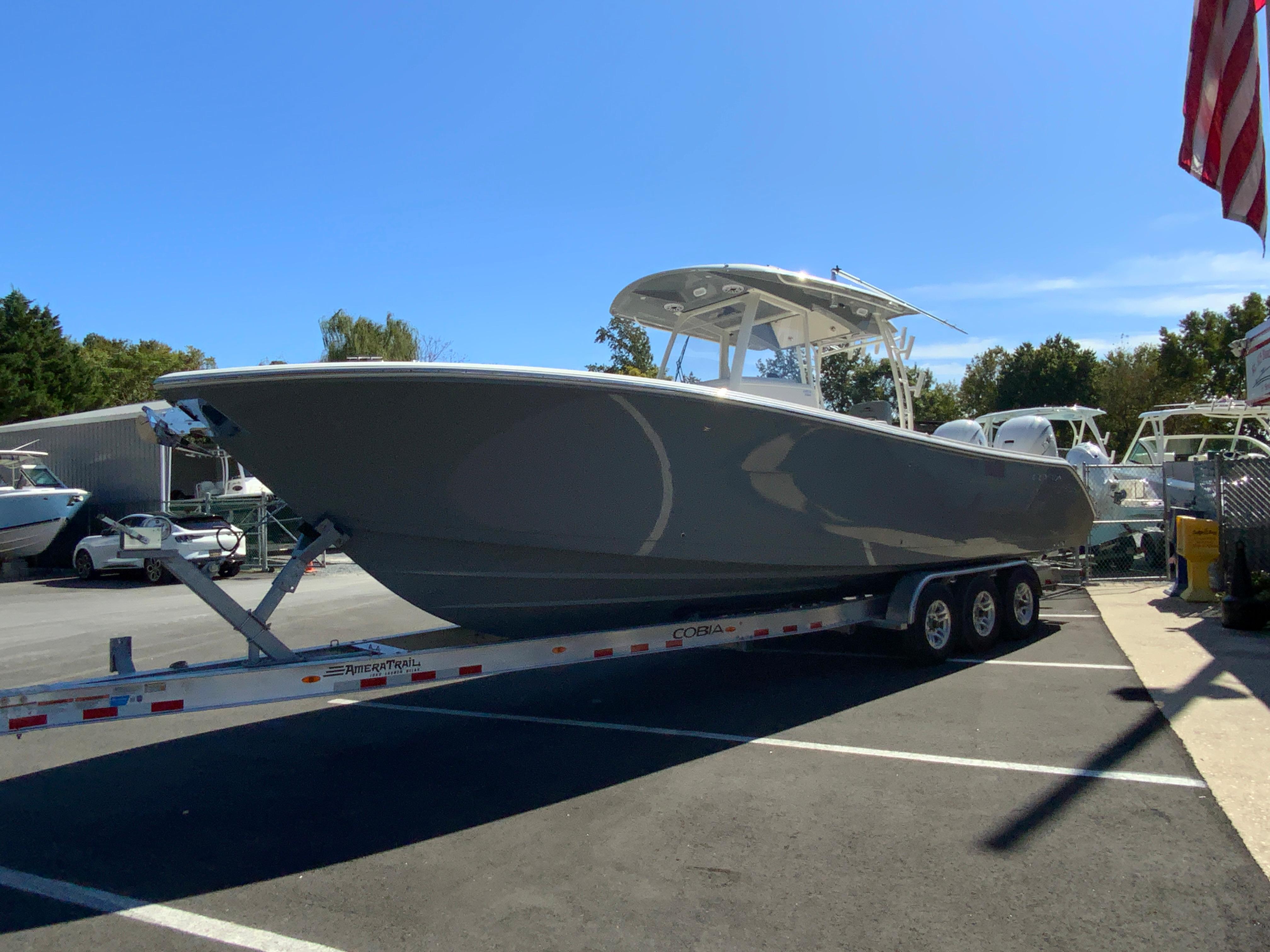 2024 Cobia 320 Center Console-6