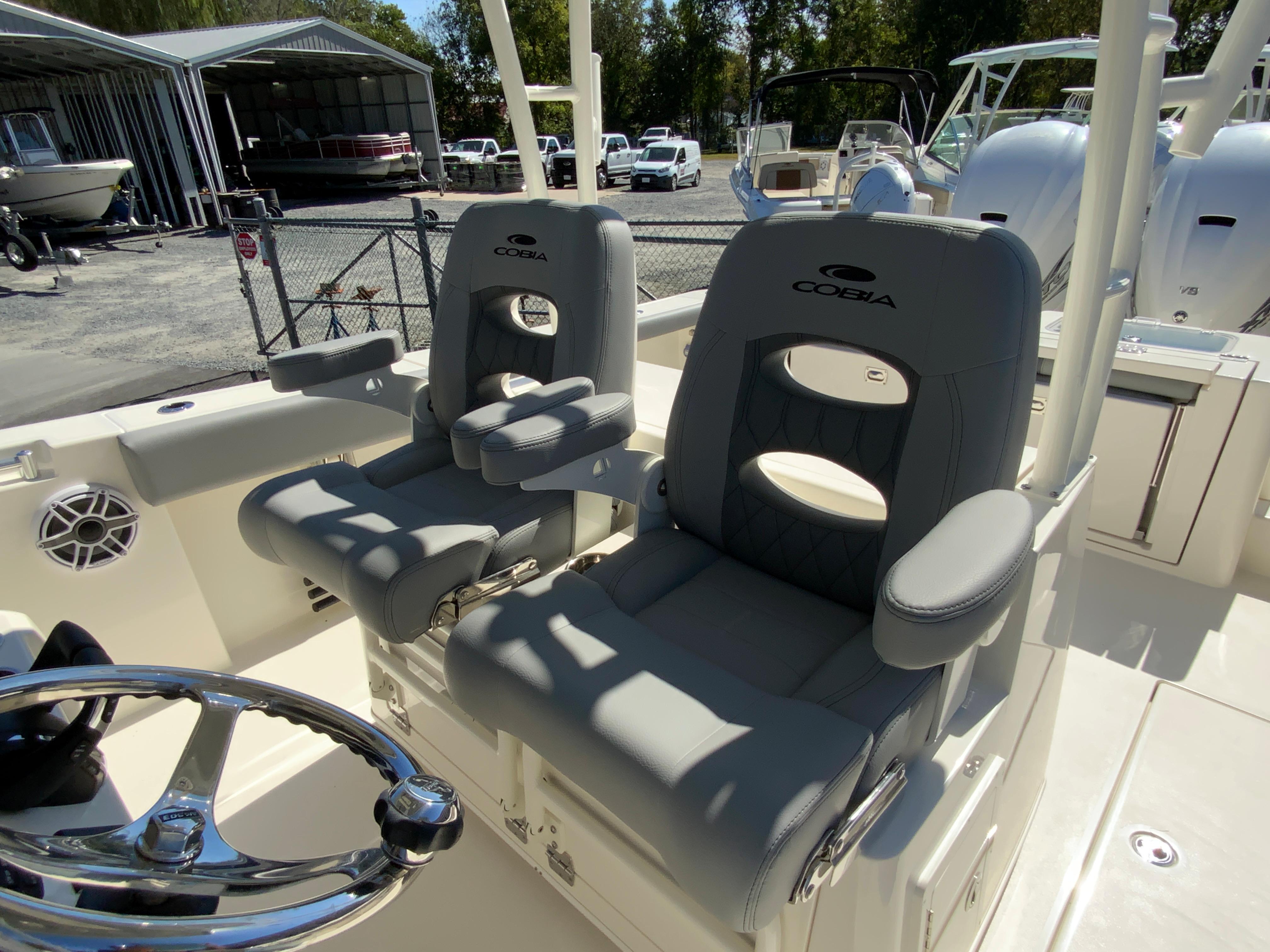 2024 Cobia 320 Center Console-27