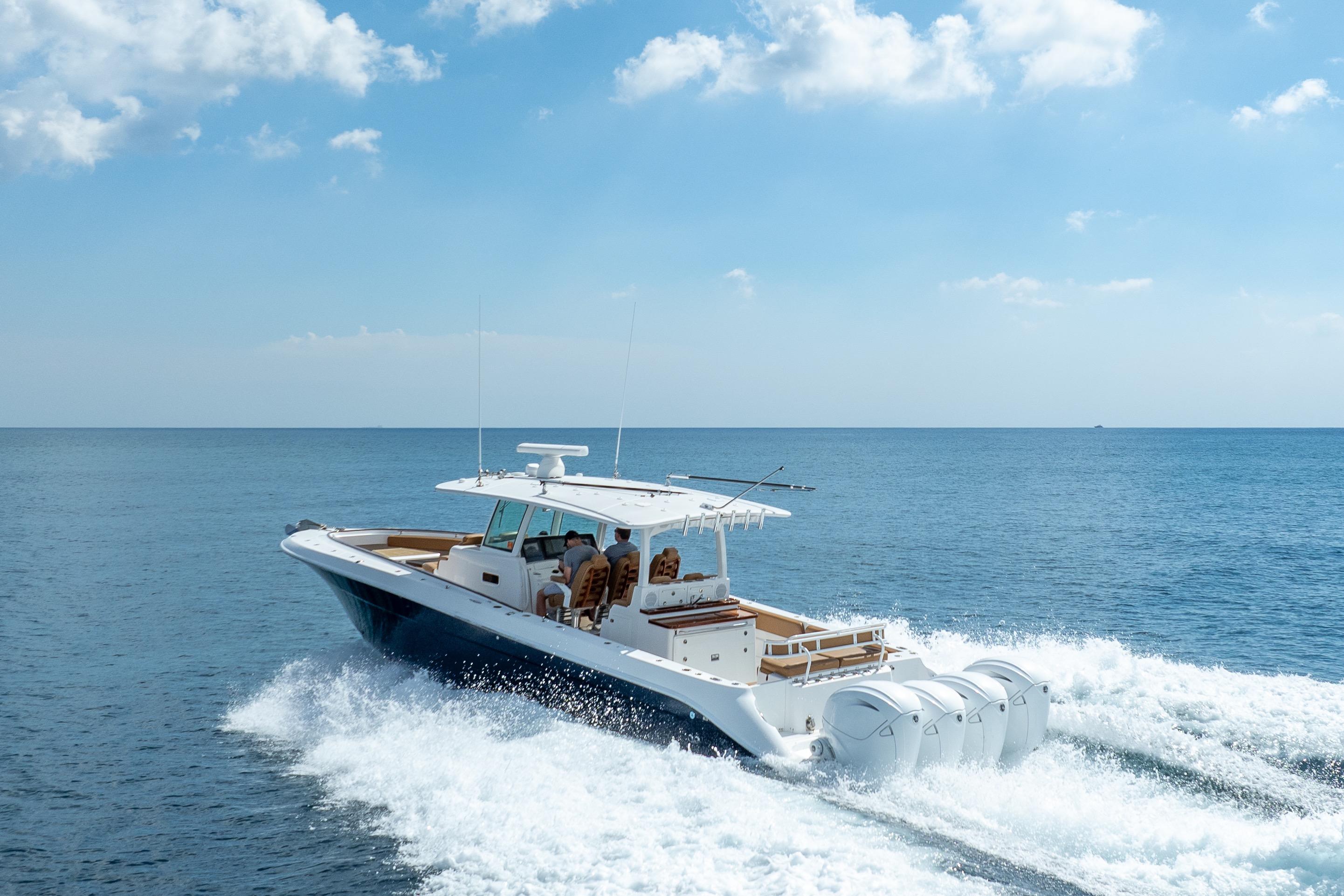 2020 HCB 42' Photo of 2020 HCB 42'