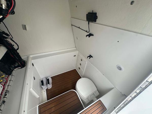36' Cape Horn, Listing Number 100917674, - Photo No. 10