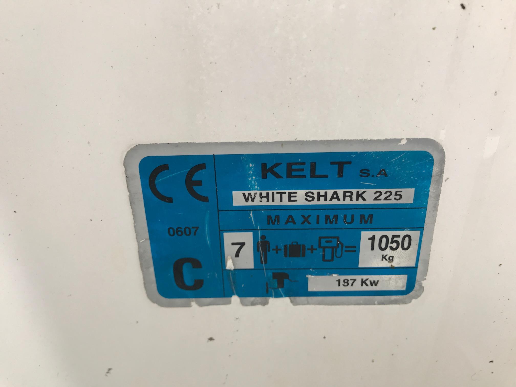White Shark 225