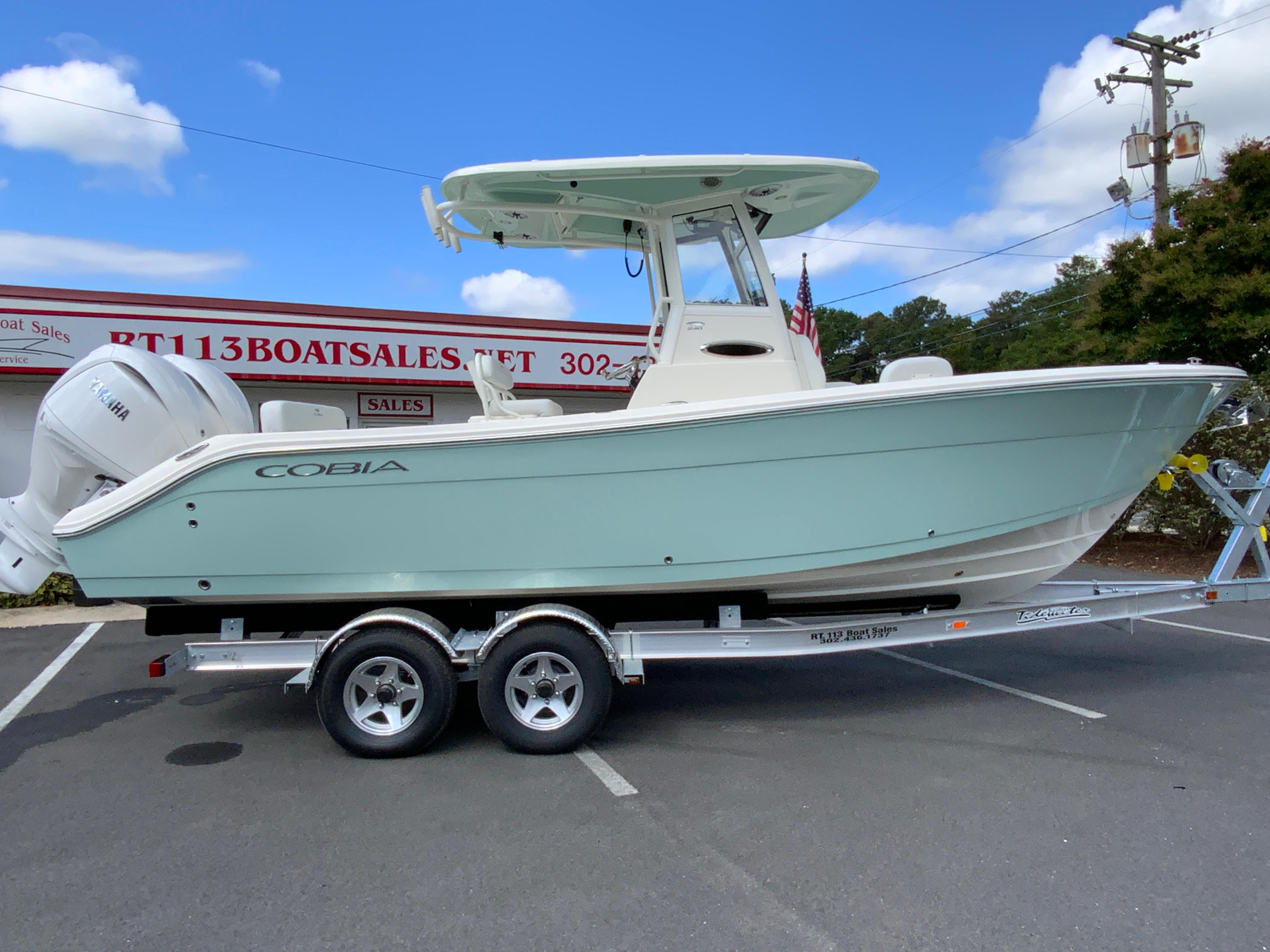 2025 Cobia 240 Center Console