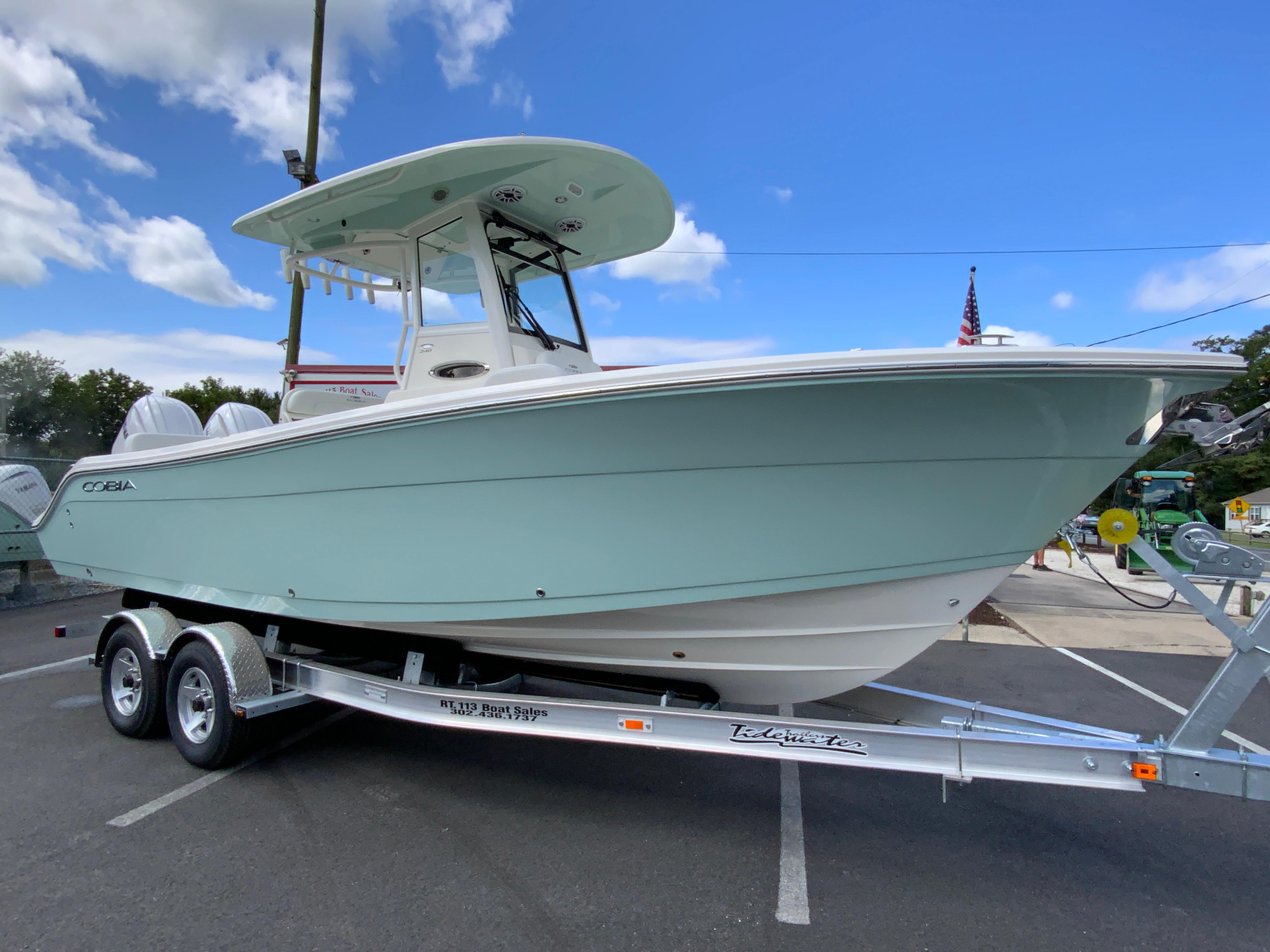 2025 Cobia 240 Center Console-2