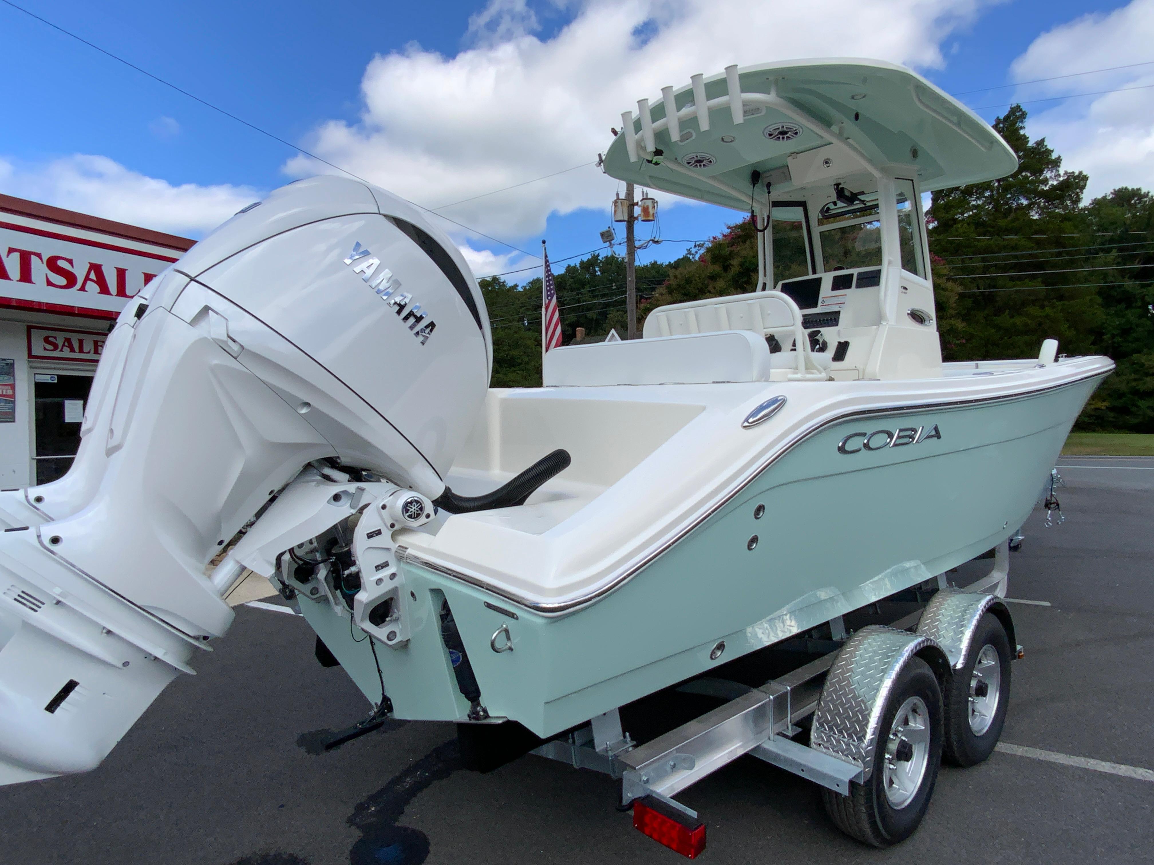 2025 Cobia 240 Center Console-10