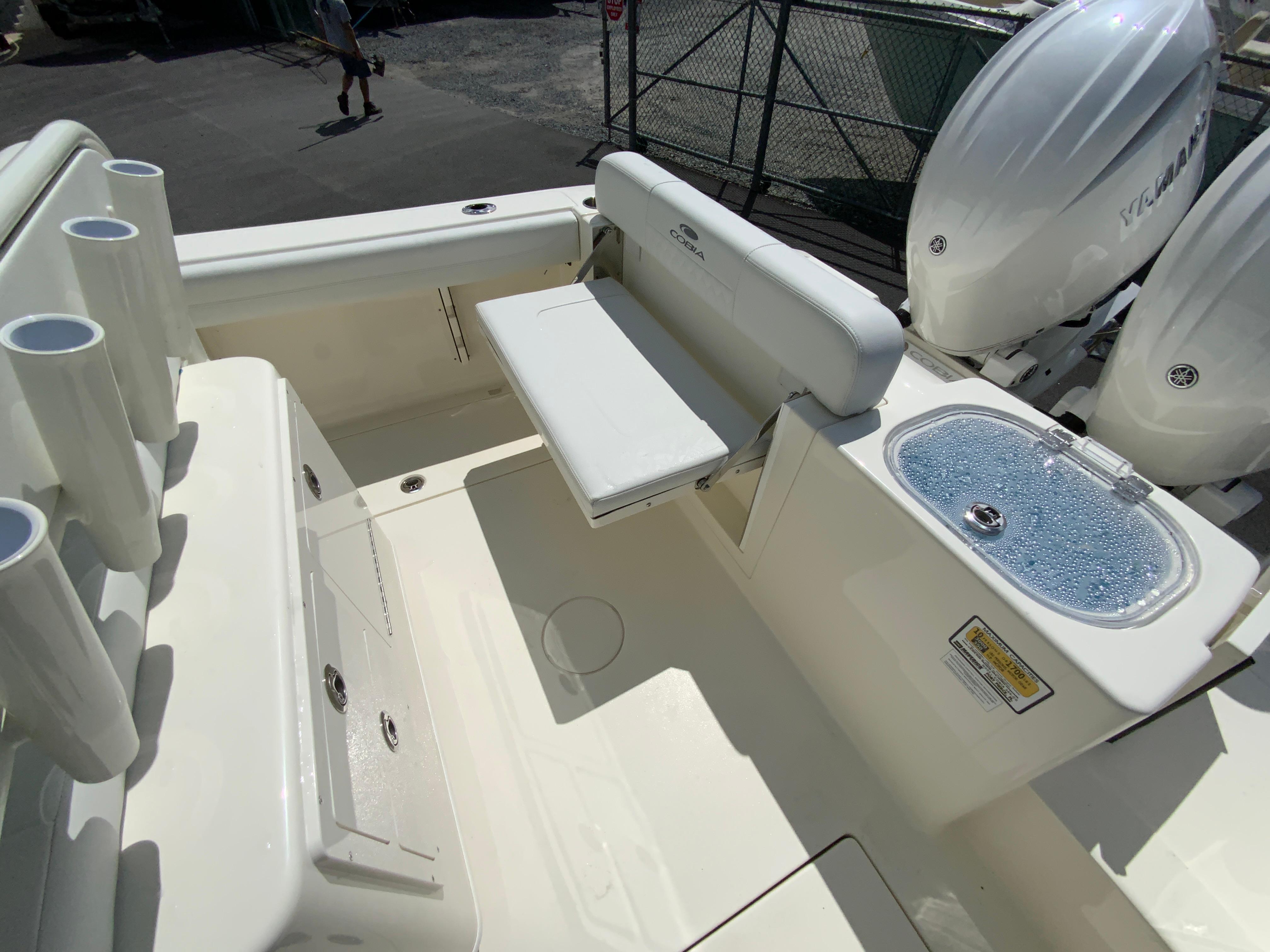 2025 Cobia 240 Center Console-15