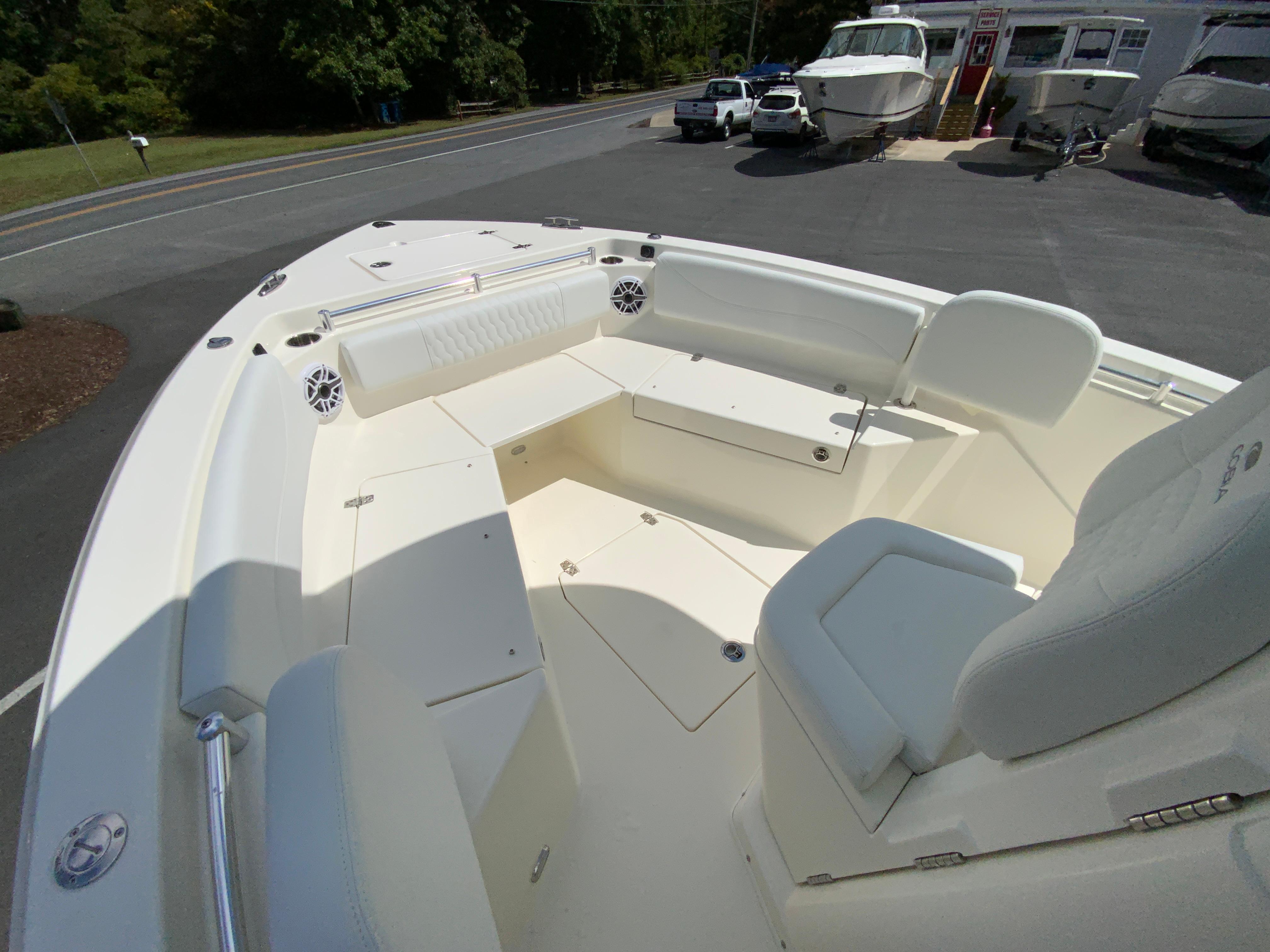 2025 Cobia 240 Center Console-19