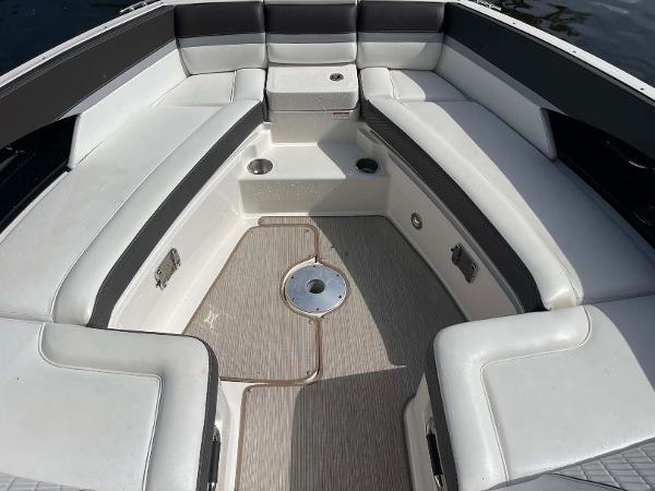 35' Sea Ray, Listing Number 100911727, - Photo No. 3