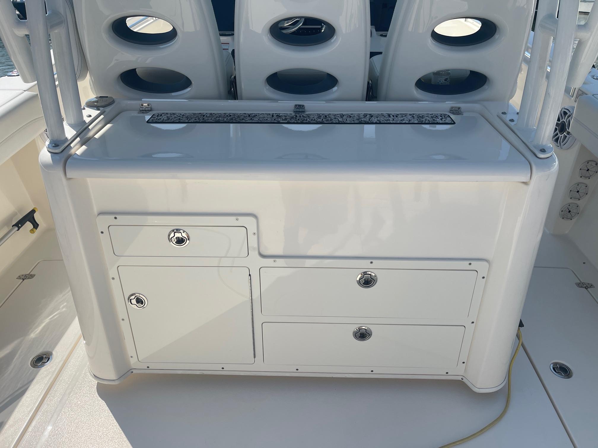 2022-cobia-350-power-9523973-20240828113112216-1_XLARGE