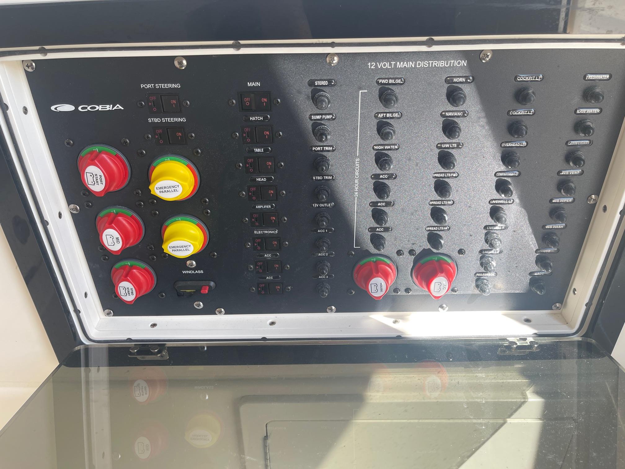 2022-cobia-350-power-9523973-20240828113114290-1_XLARGE