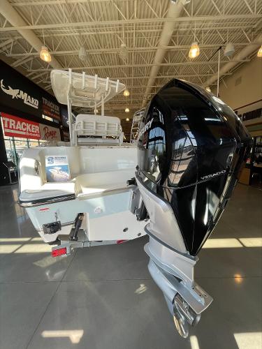 2021 Mako boat for sale, model of the boat is 236 CC & Image # 4 of 124