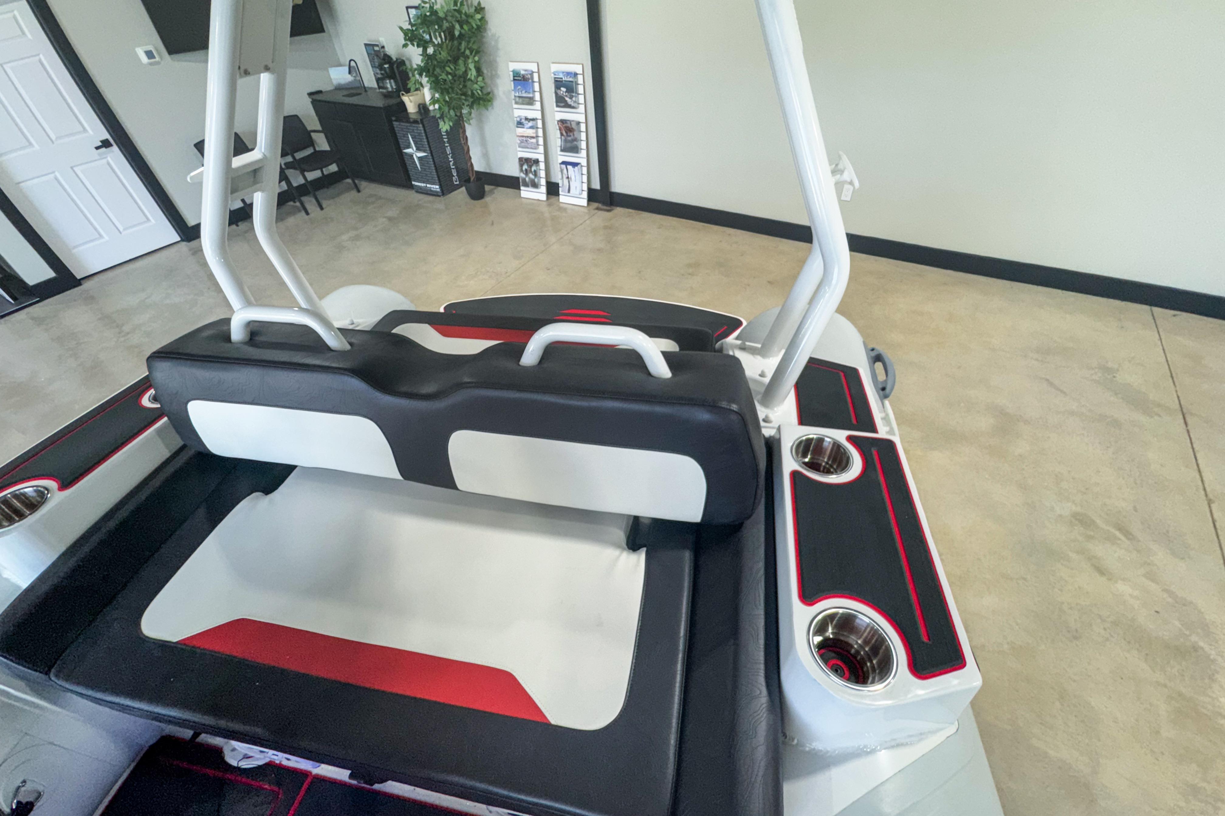 2025 Highfield Velox 420 / Rotax 90 - Image 7