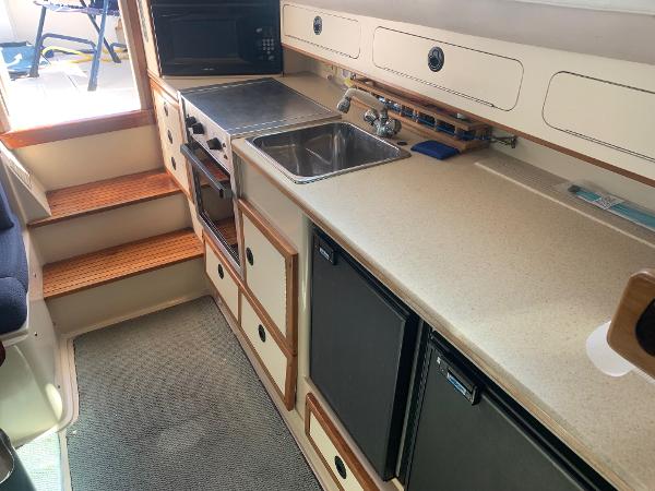 32' Albin, Listing Number 100900431, - Photo No. 11
