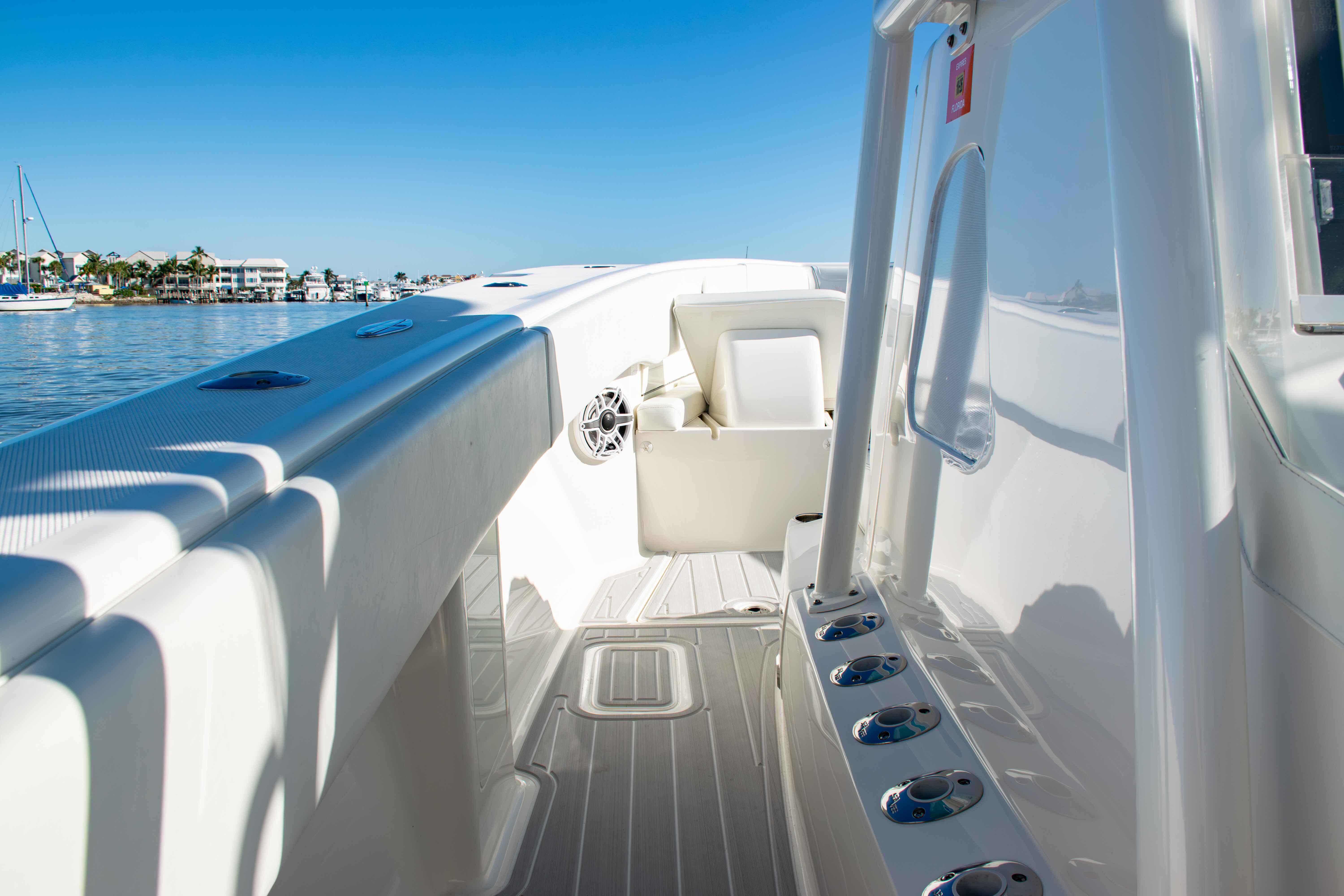 2020-seavee-370z-power-9713991-20250319090025614-1_XLARGE