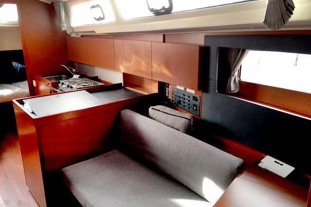 Yacht Photos Pics
