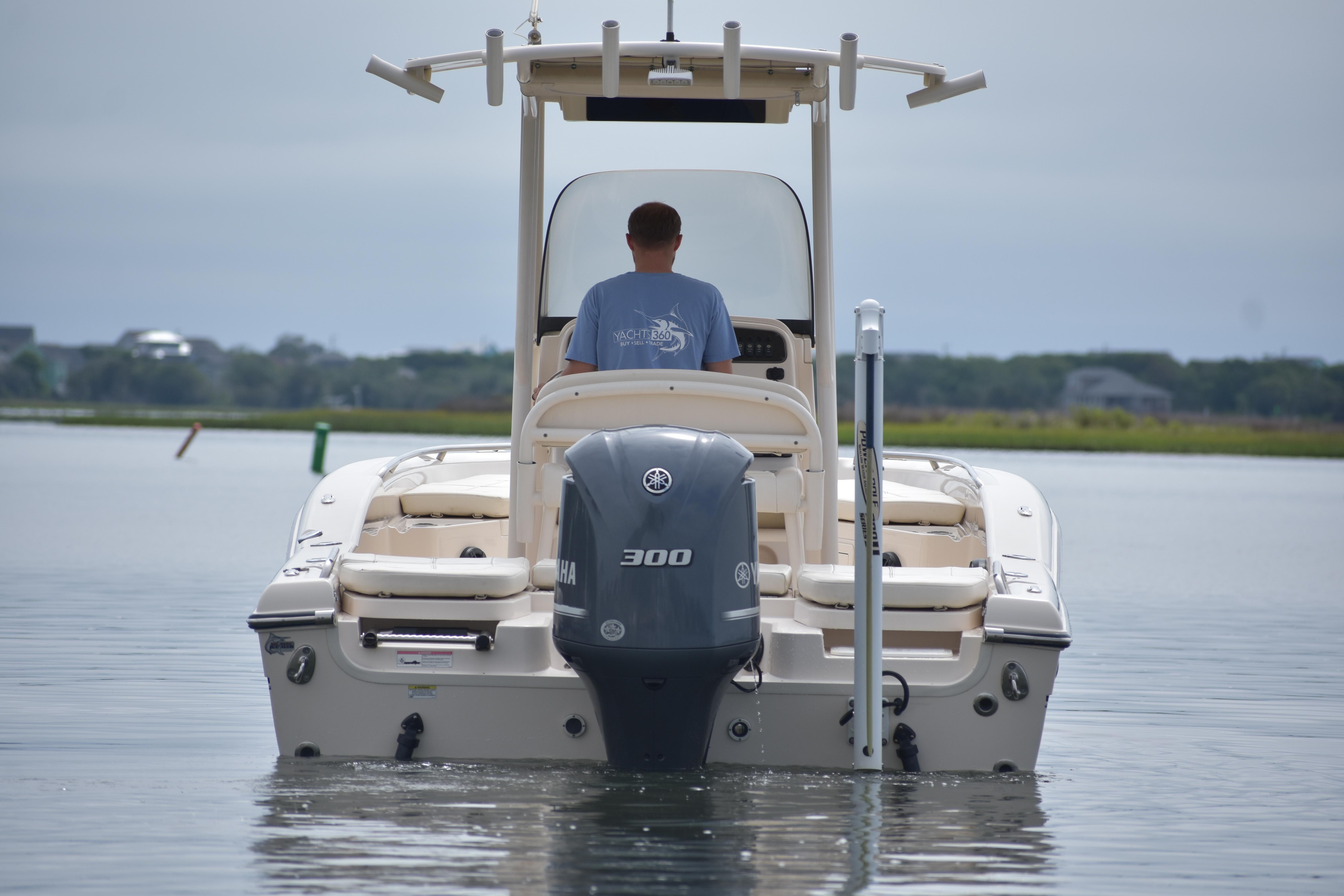 2015 Grady-White 251 Coastal Explorer | Yachts360