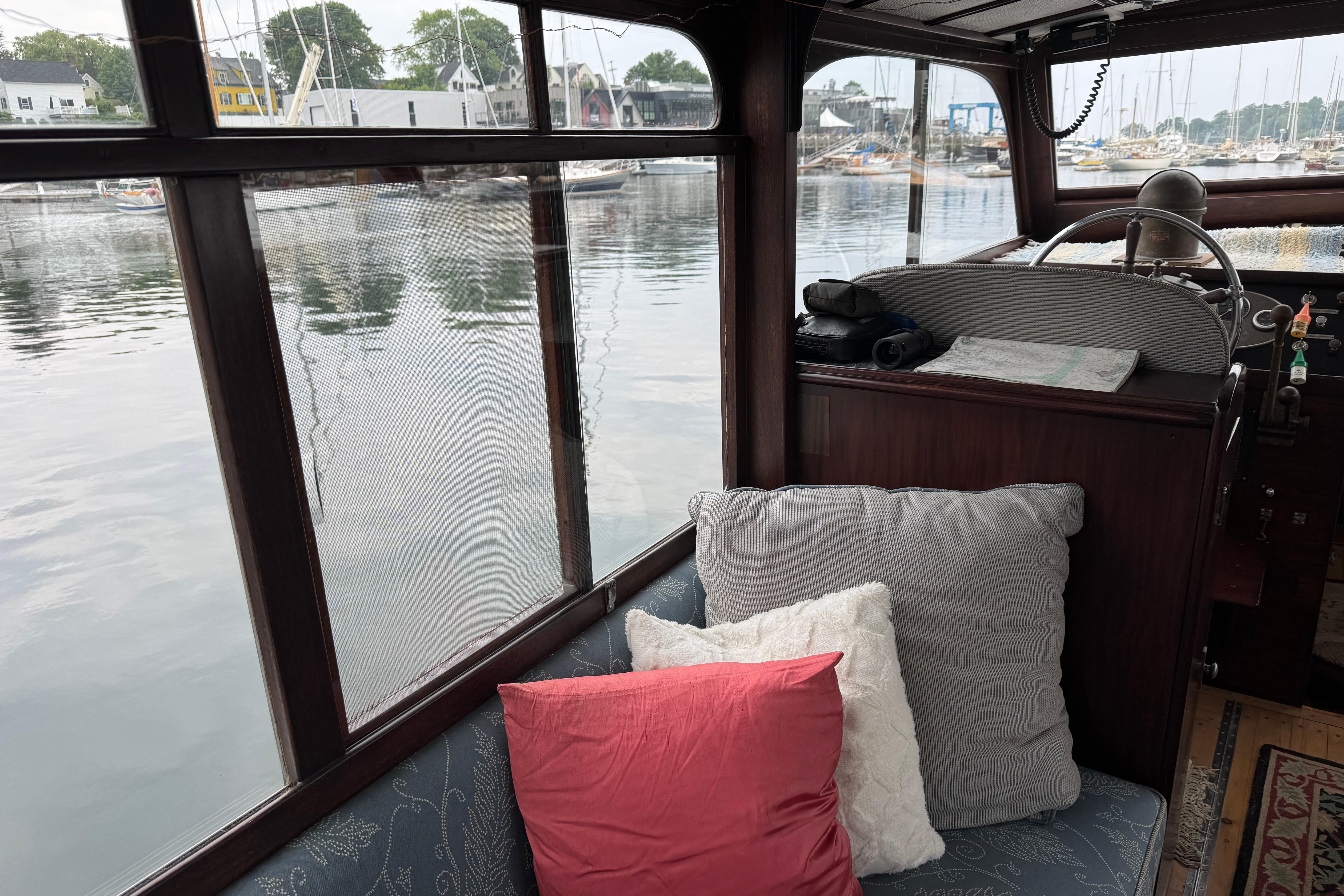 CANDACE III - 1940 Elco Cruisette gallery image 8