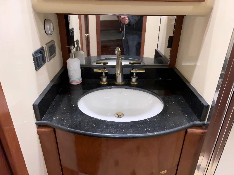 2008-meridian-580-pilothouse-power-9810411-20250523205817749-1_XLARGE