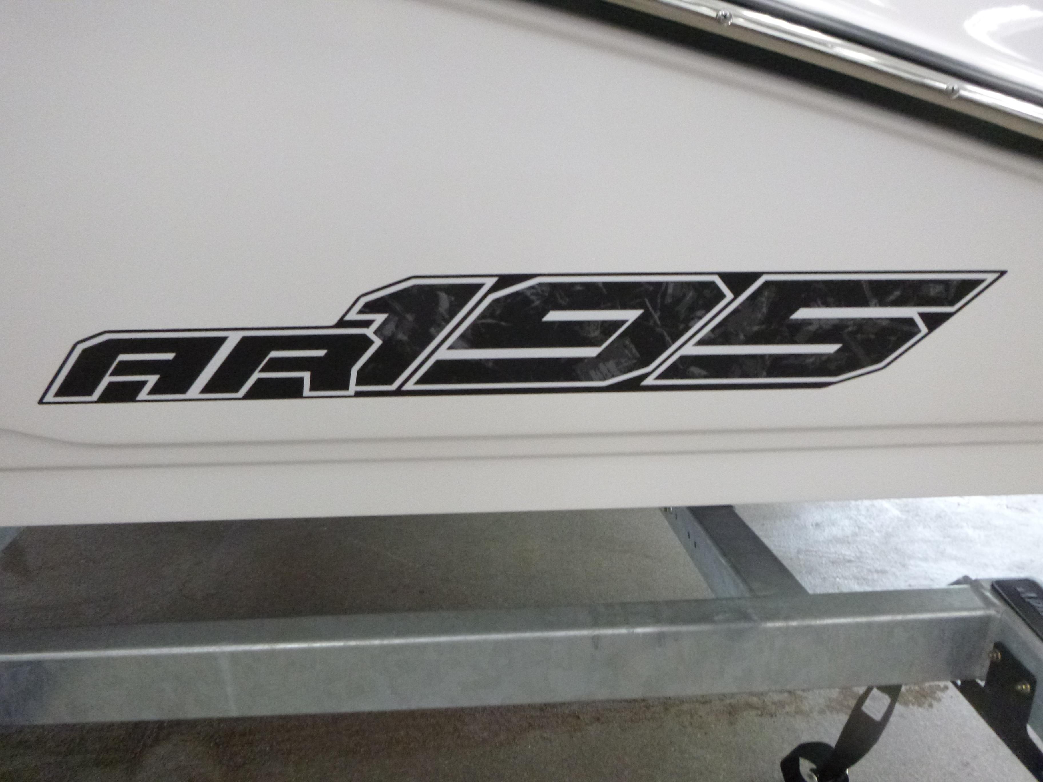 2025 Yamaha Boats AR195 Gallery