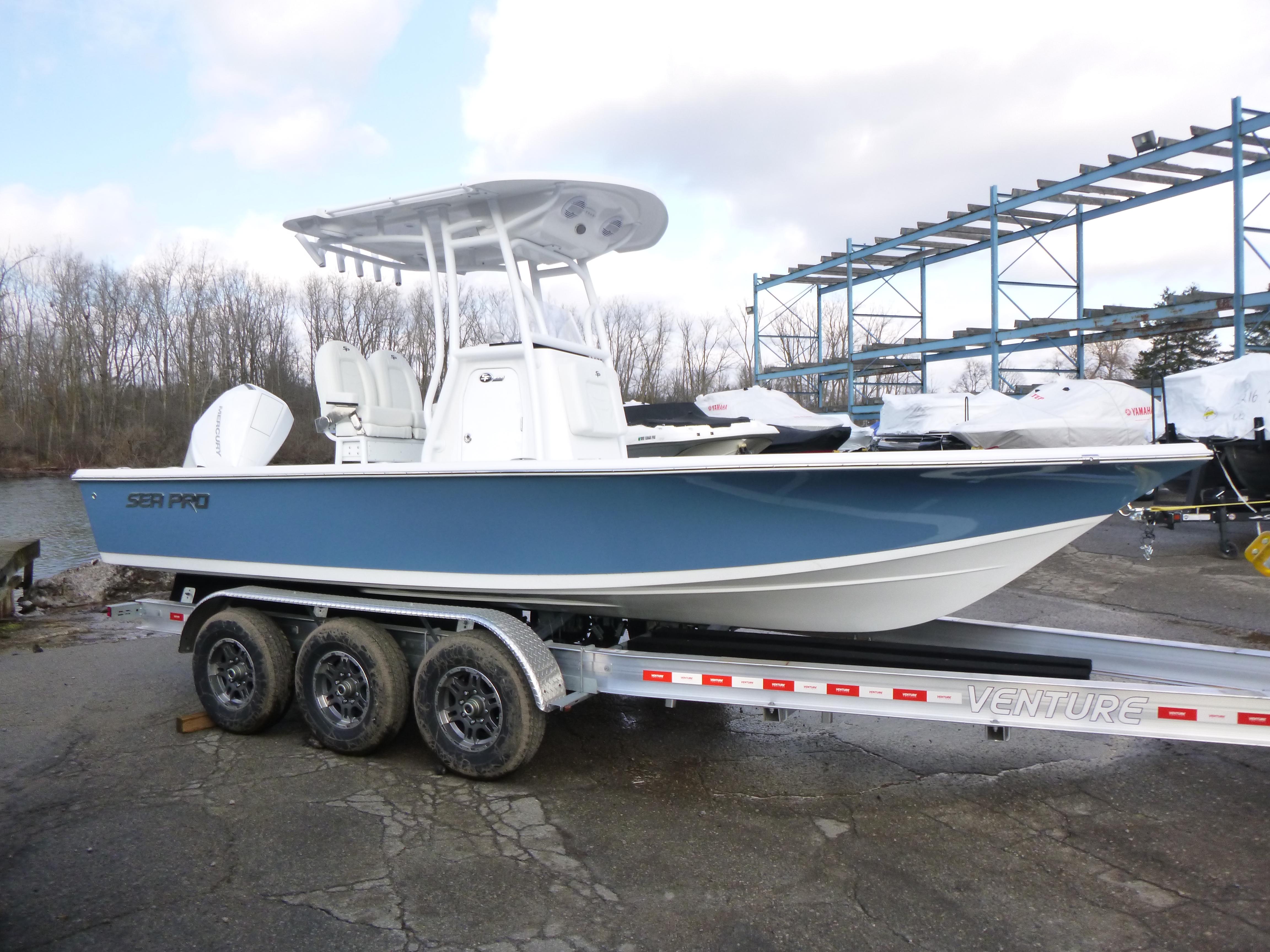 2025 Sea Pro 230 Bay Gallery