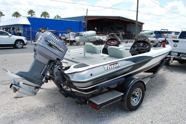 2000 Triton boat for sale, model of the boat is 170 & Image # 5 of 10