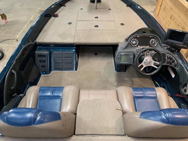 2009 Ranger Boats boat for sale, model of the boat is 188 VX & Image # 14 of 17