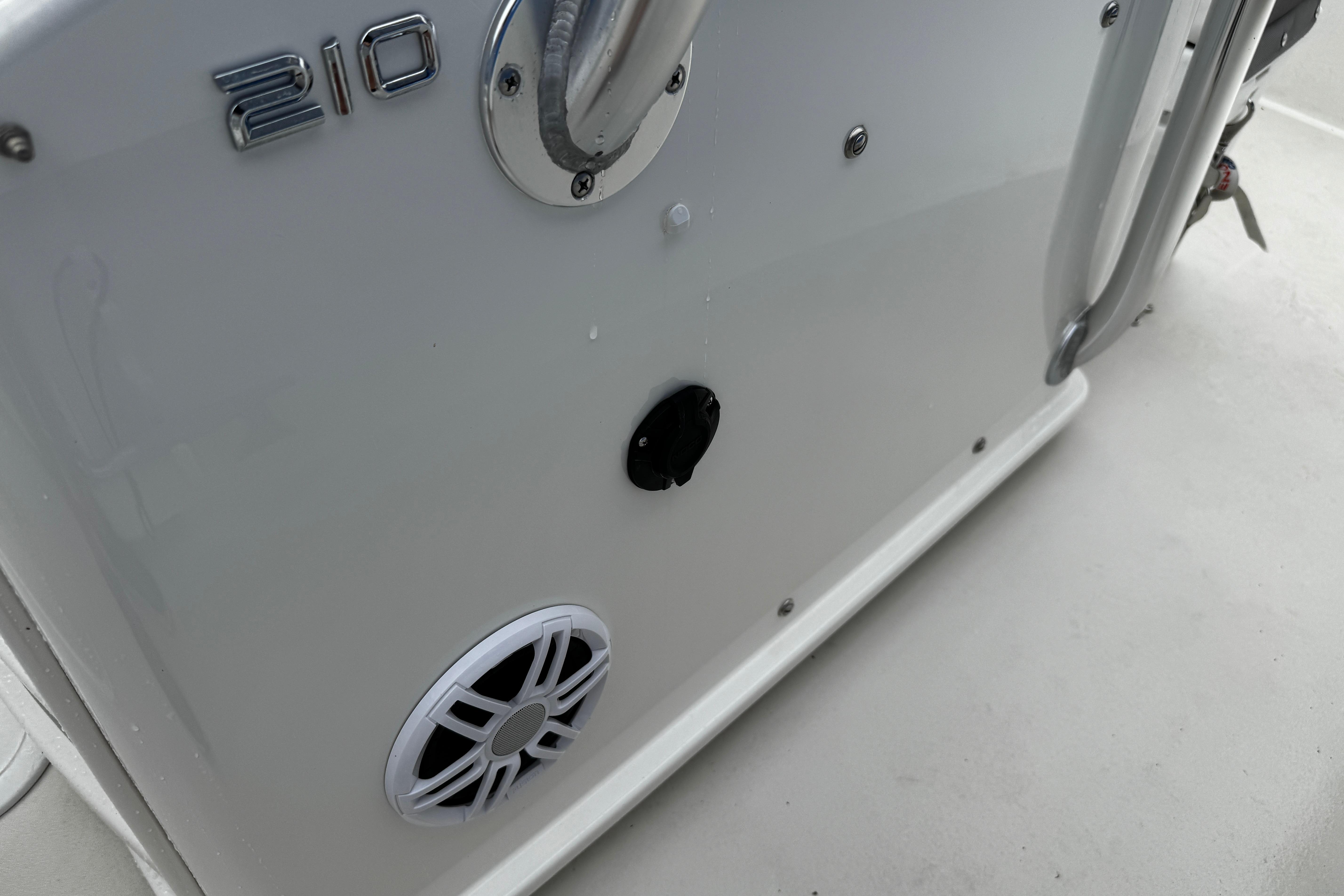 2021-parker-2100-center-console-power-9960426-20250926081332113-1
