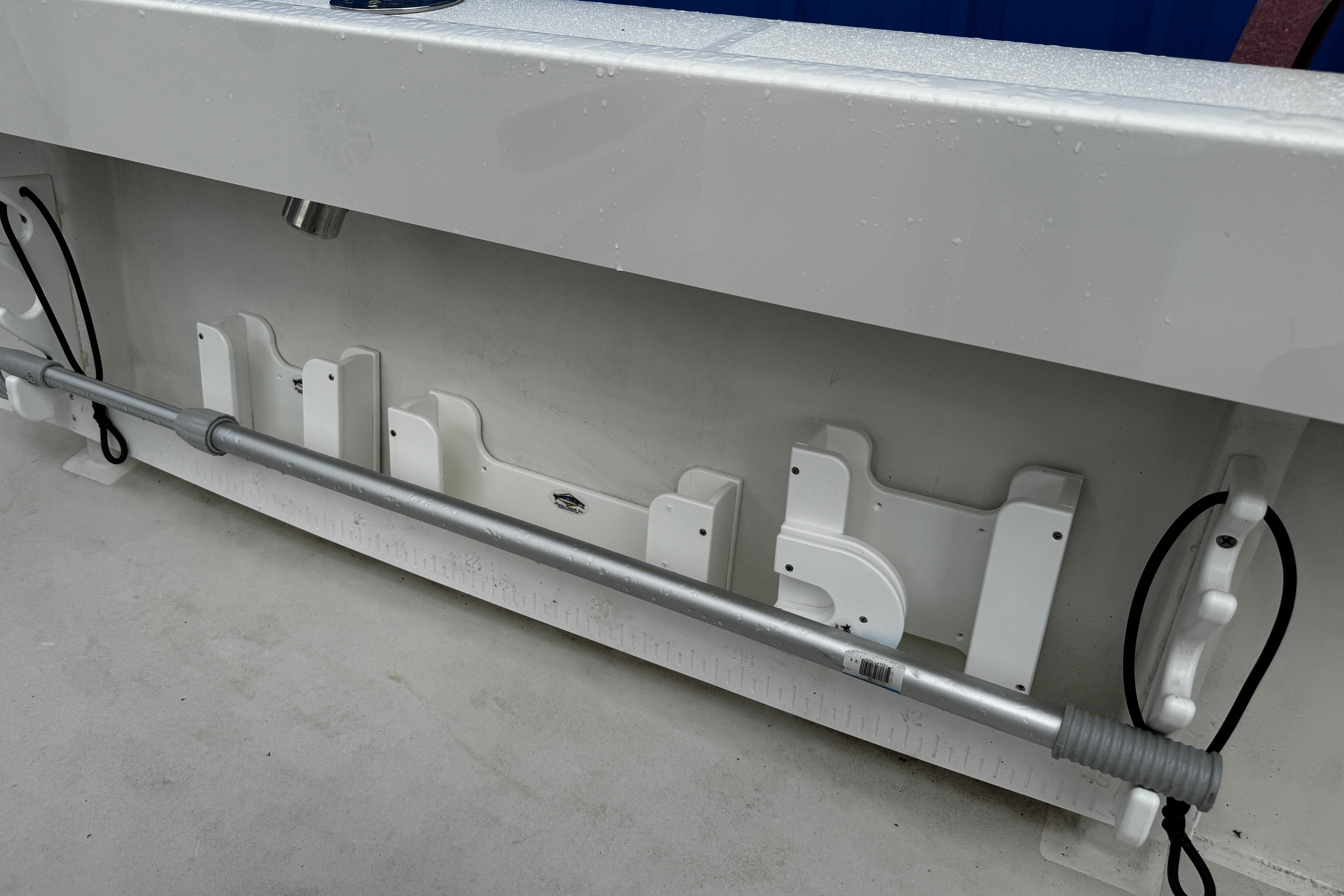 2021-parker-2100-center-console-power-9960426-20250926081347027-2