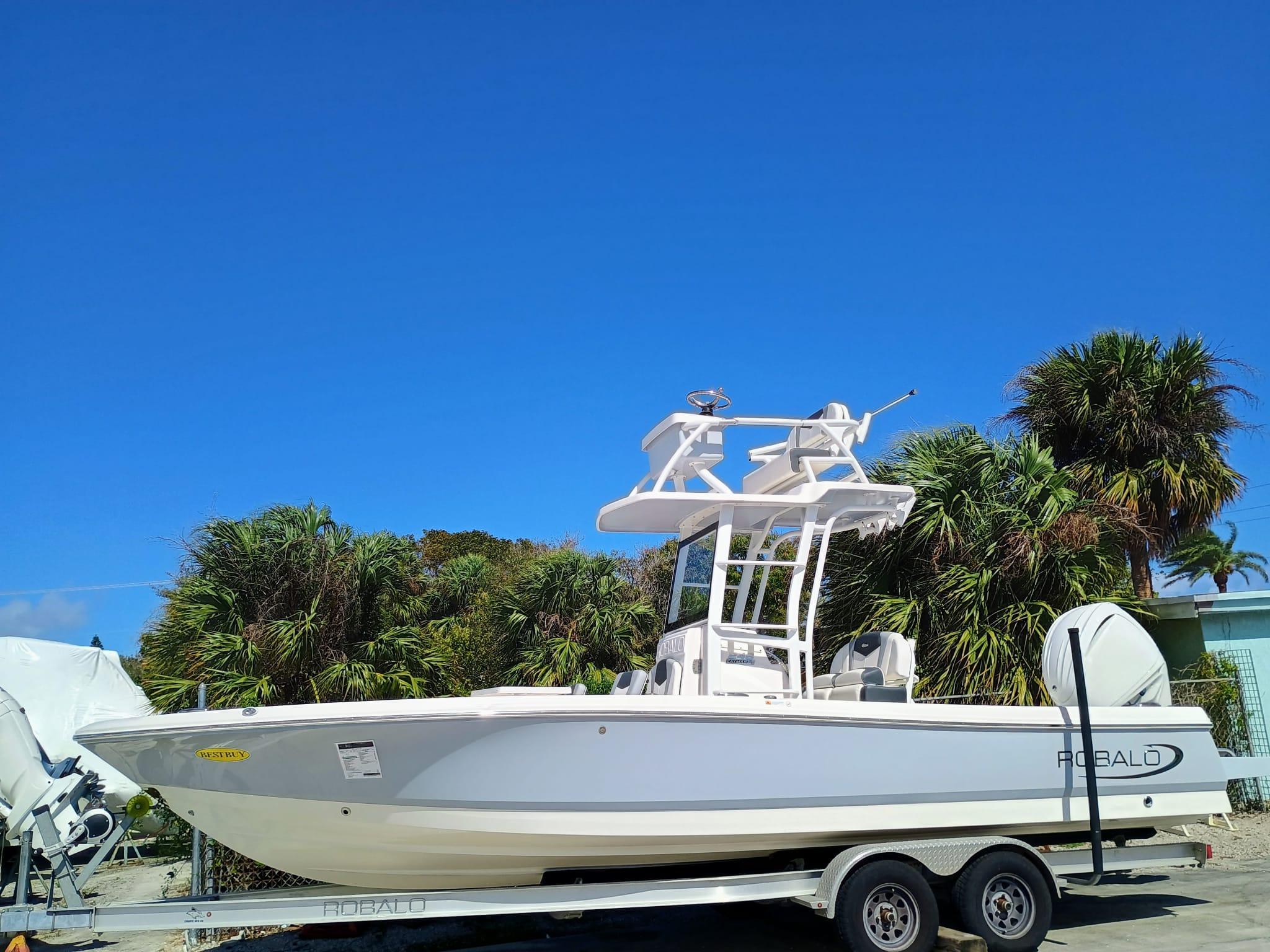 2023-robalo-246-cayman-sd-power-9770427-20250424095800913-1_XLARGE
