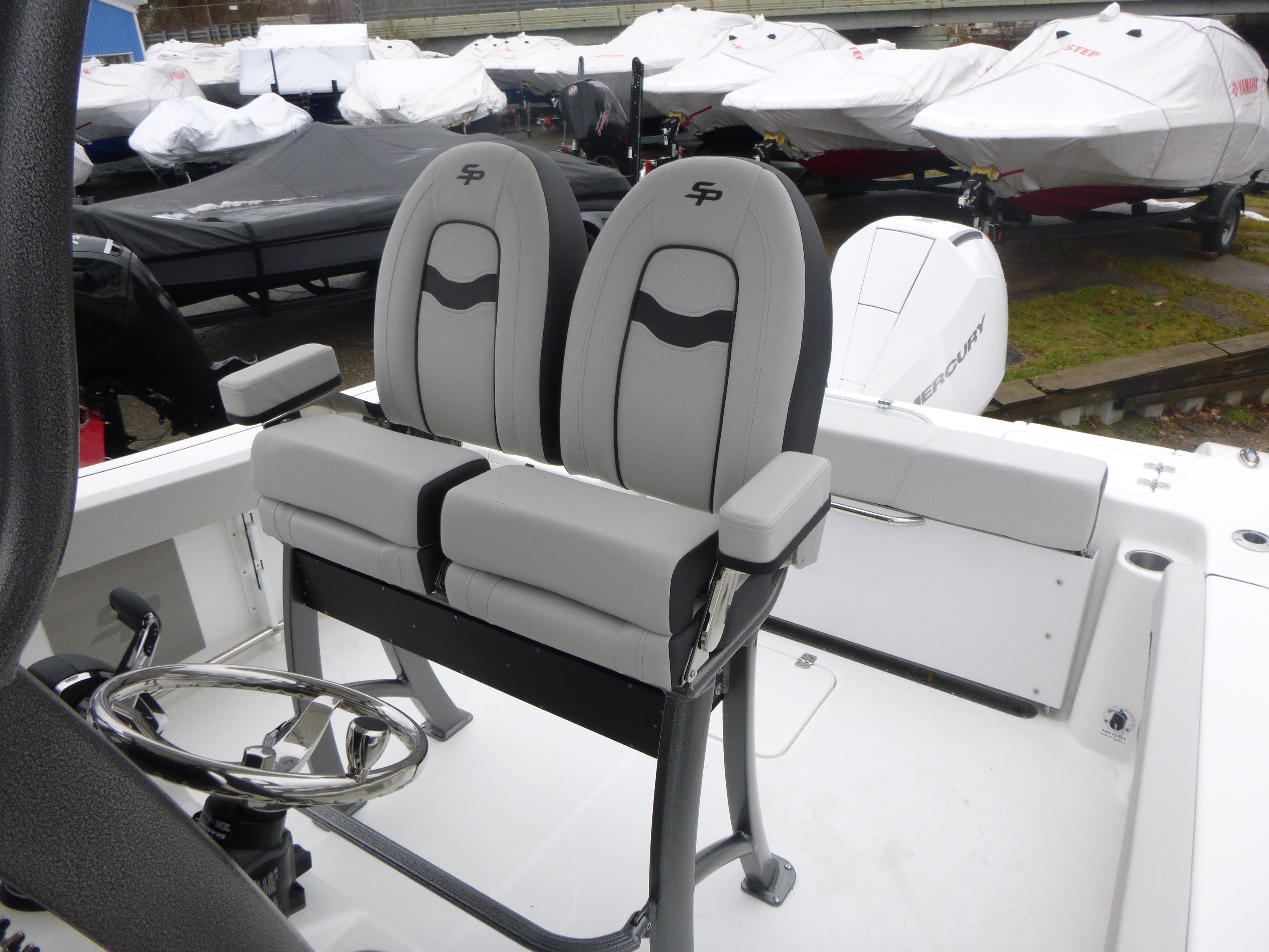 2025 Sea Pro 242 Center Console Gallery