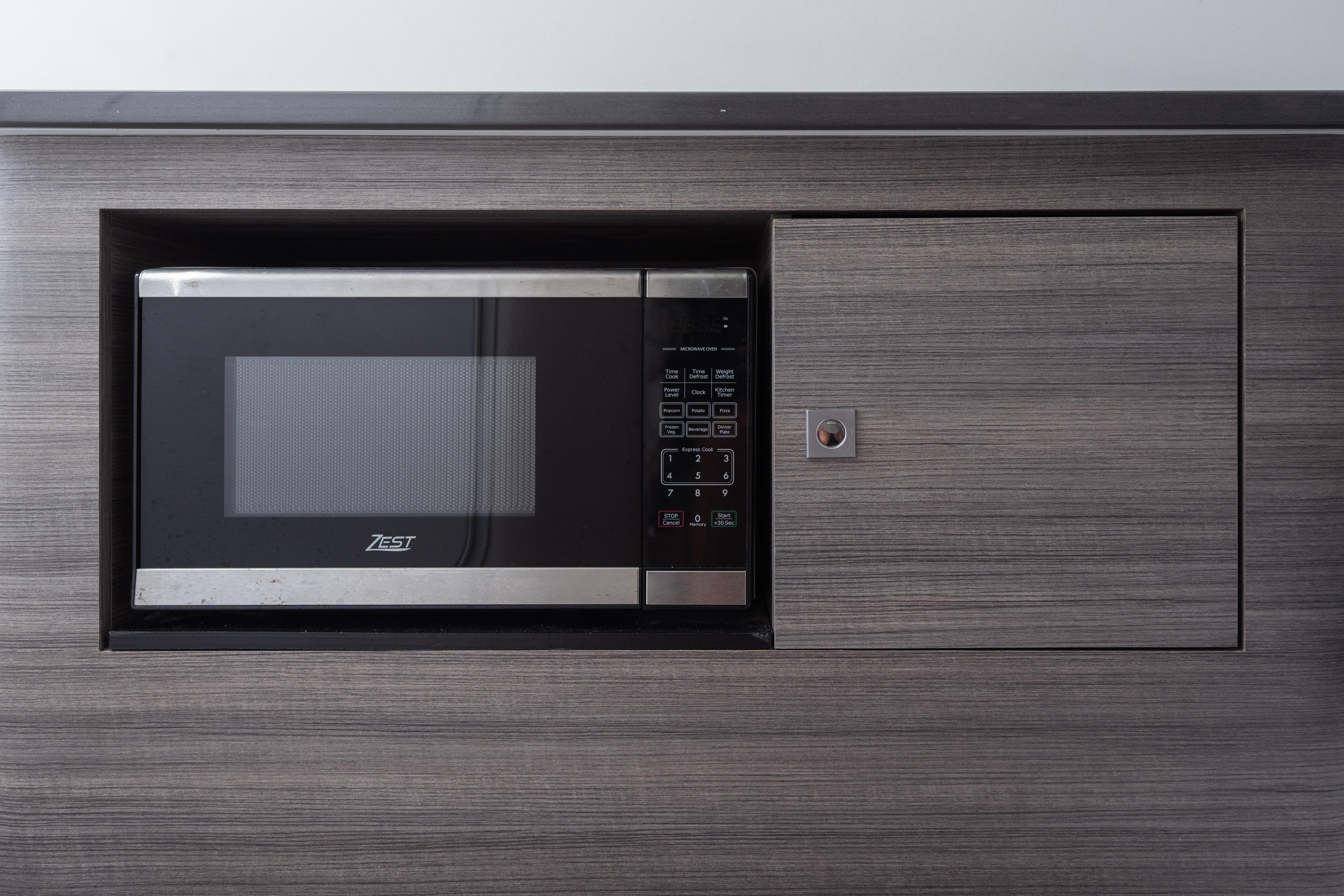 Aviara-AV36 OB 2023-Pellicano FL-US-Built-in microwave in 2023 Aviara AV36 OB boat interior.-9680430 | Thumbnail