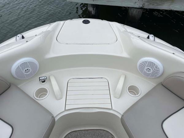 24' Sea Ray, Listing Number 100904199, - Photo No. 5