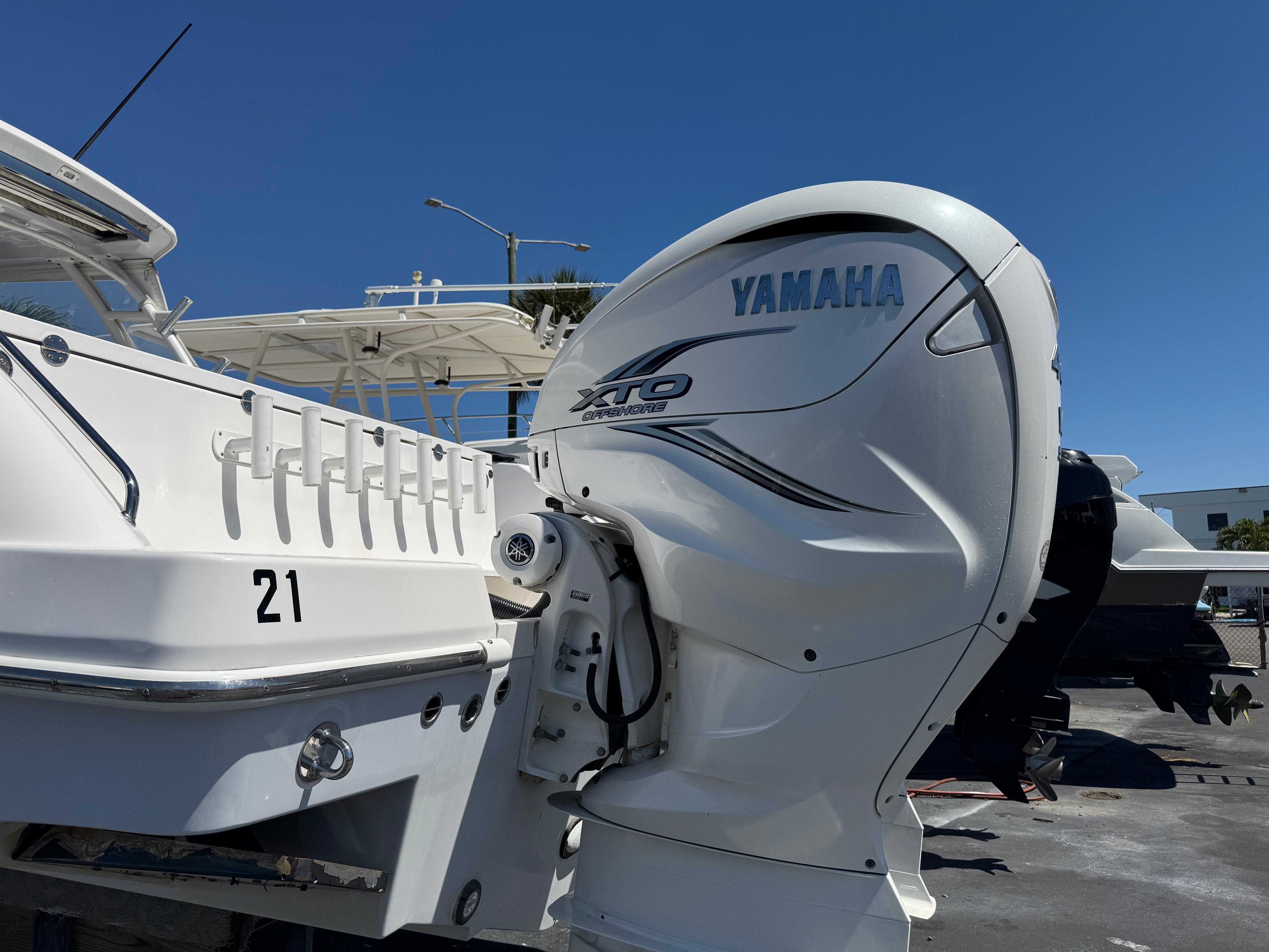 2019-everglades-340-dual-console-power-9690404-20250312150933704-1_XLARGE